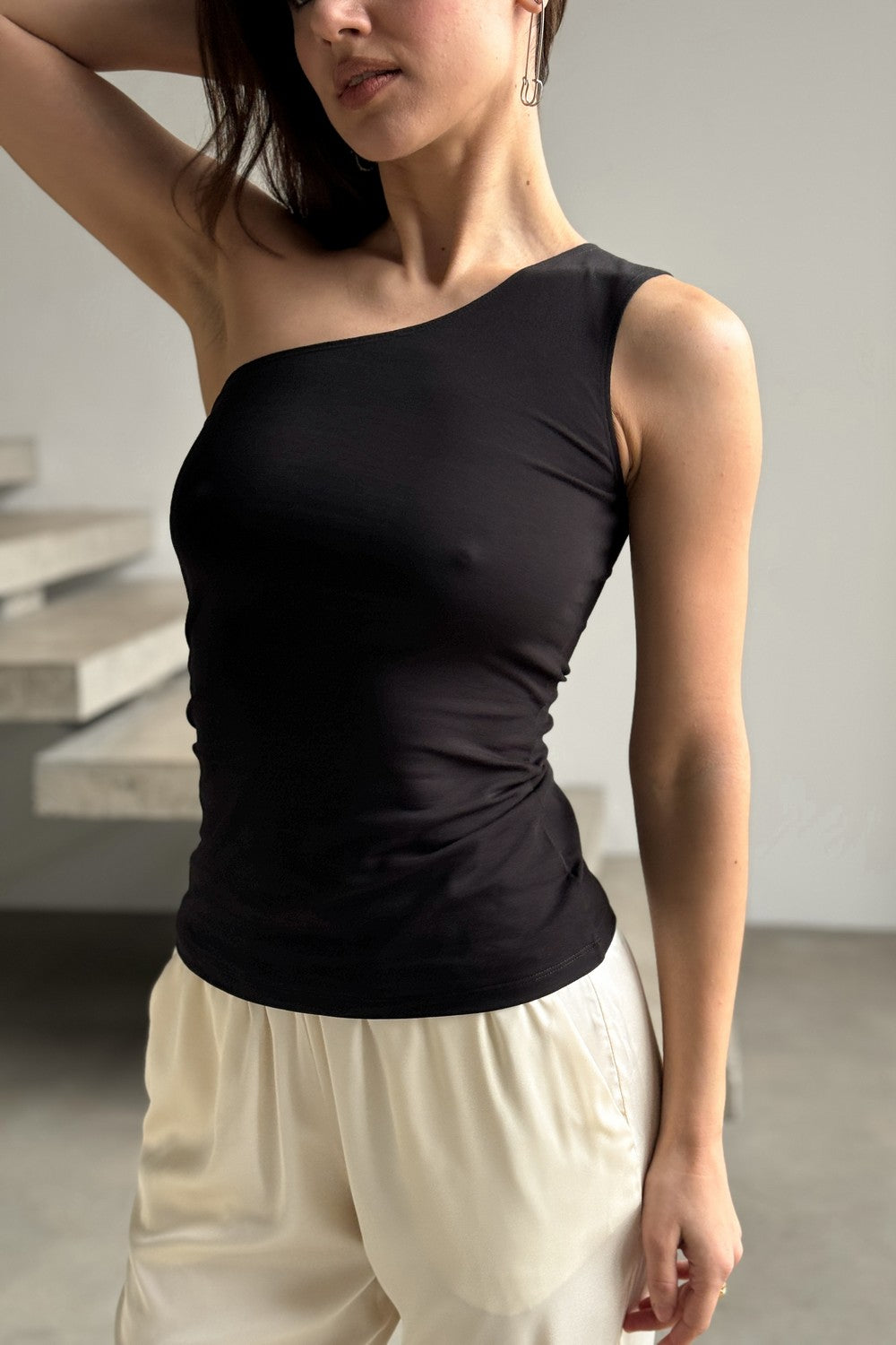 Майка на одно плечо C257003/1 Basic 6 black