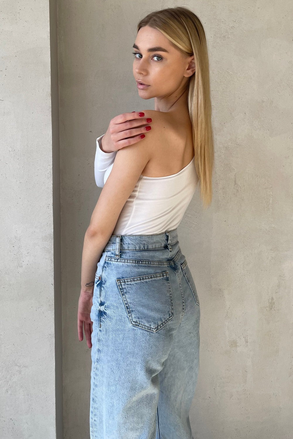 Лонгслив на одно плечо WL23801/3 Monday white