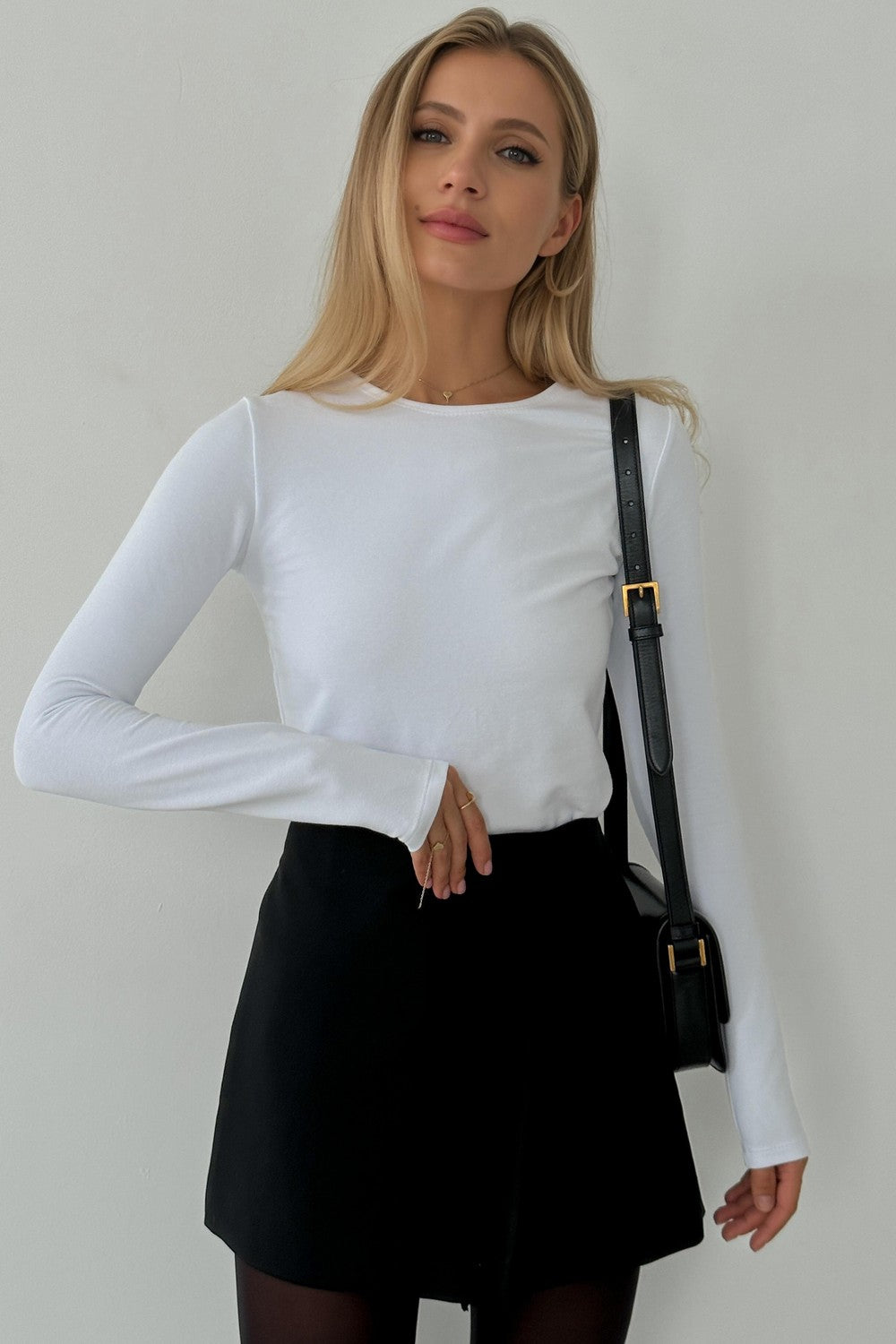 Хлопковый лонгслив WL23804/3 Thursday white