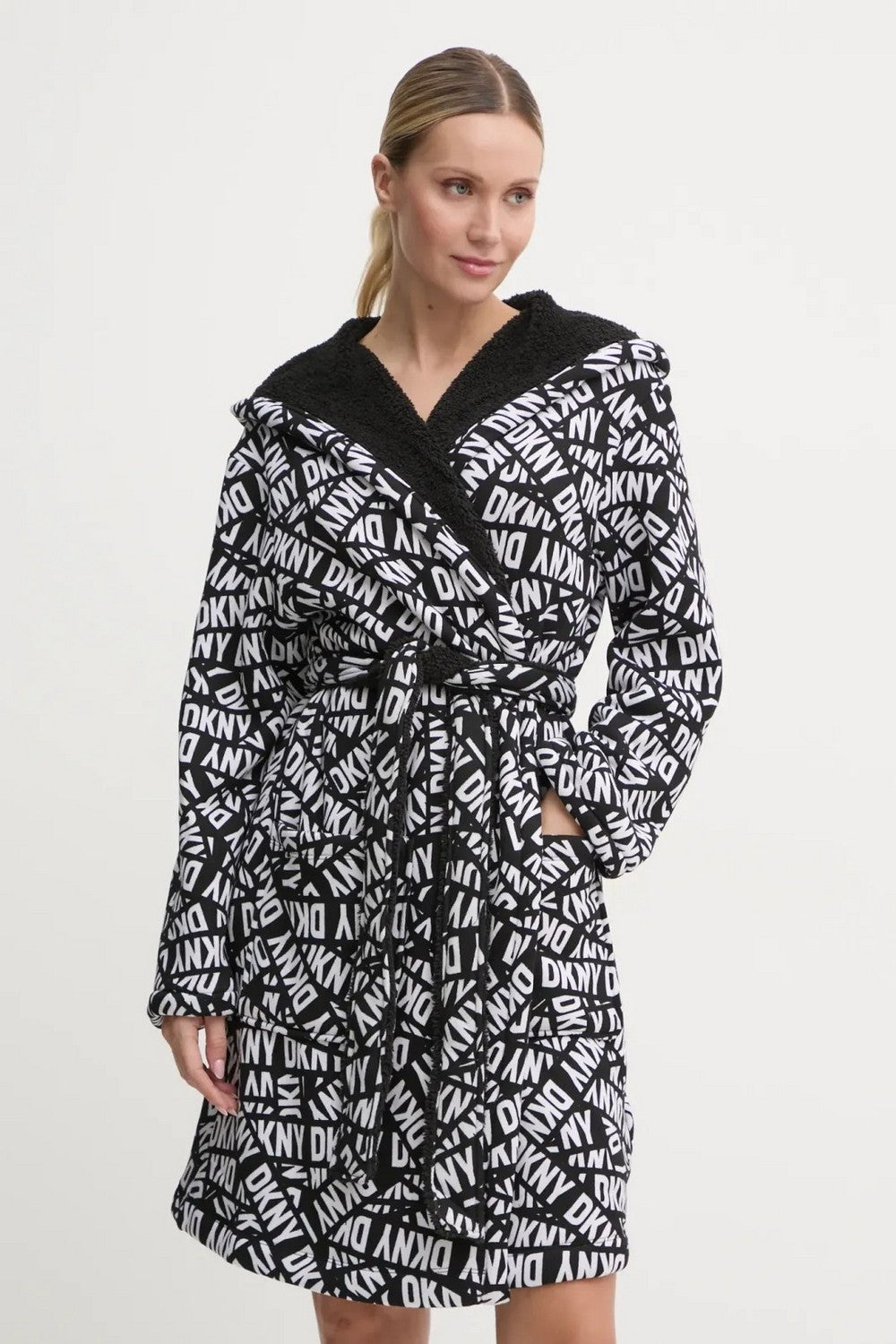 Халат с капюшоном YI30027 black