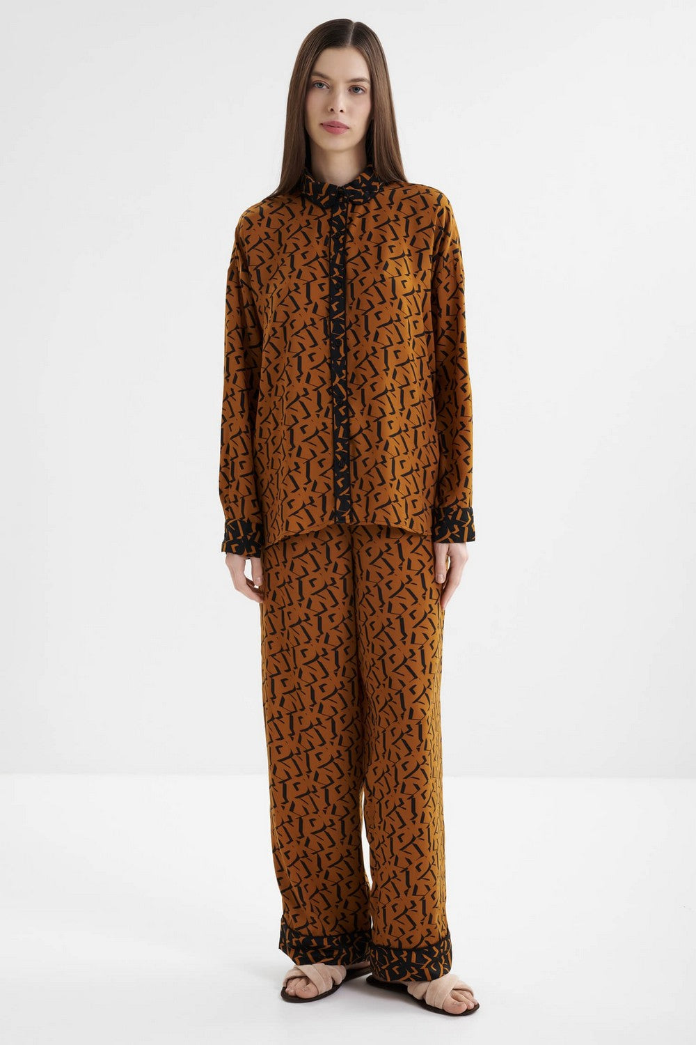 Піжама з логотипом YI90081 brown