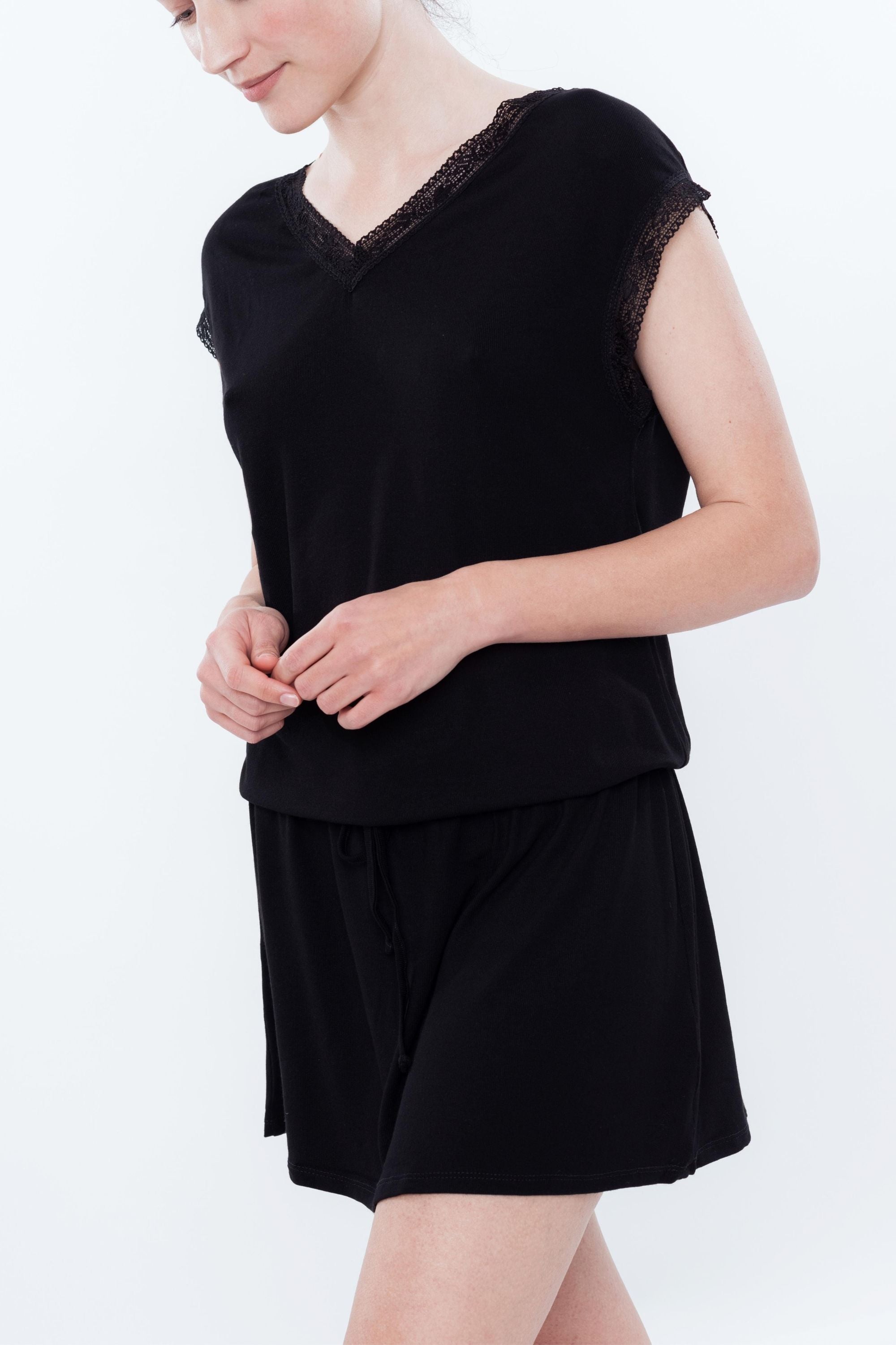 Туника с короткими рукавами 0202 black