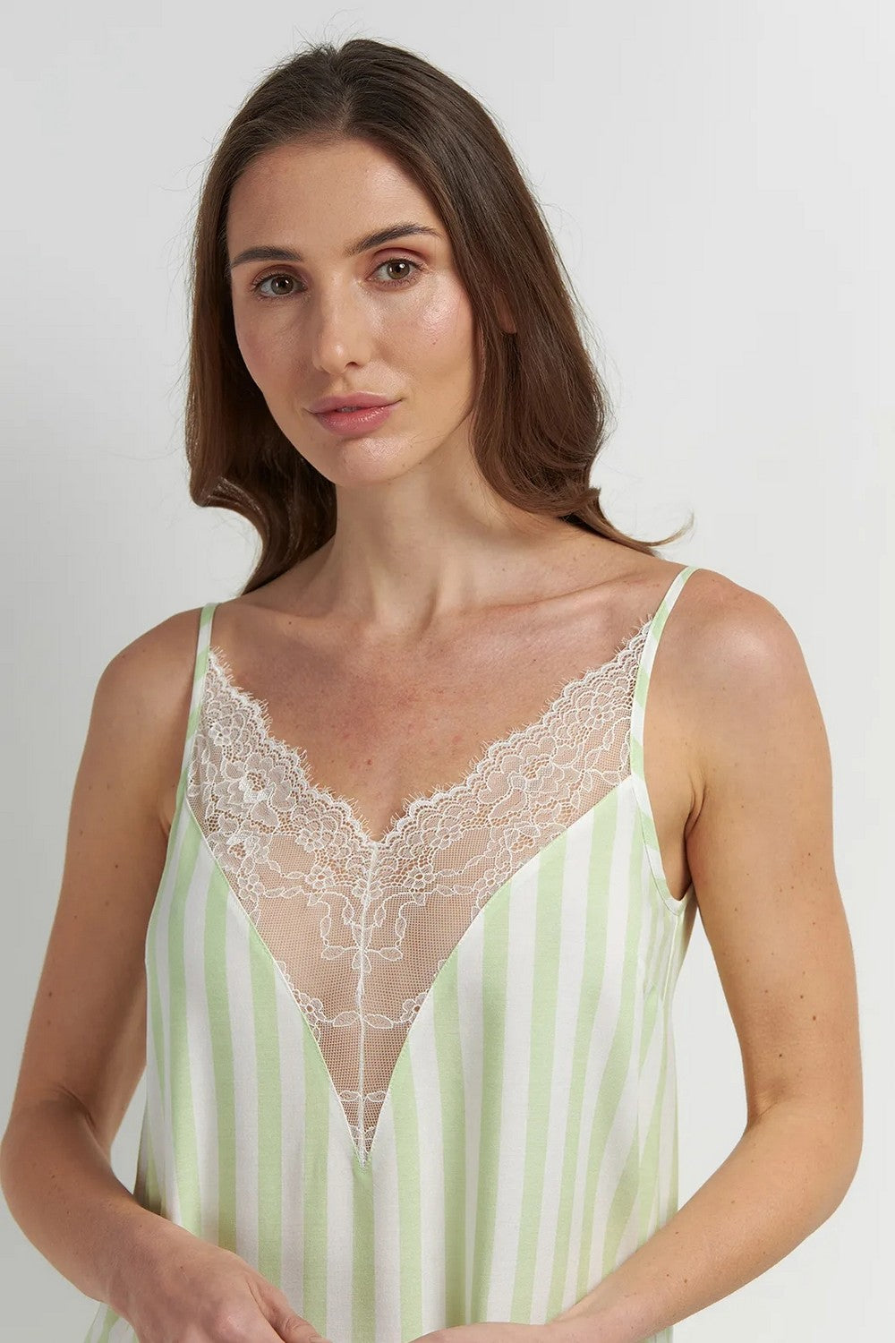 Довга сорочка з віскози LDB 128/01/03 Lime Cream green