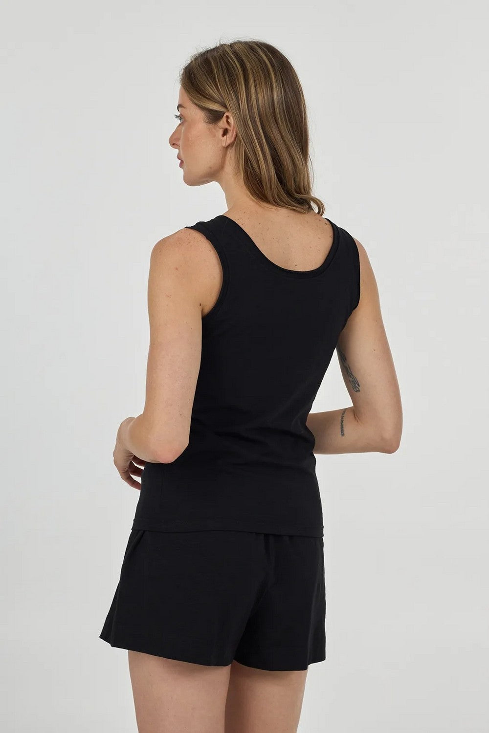 Хлопковая пижама с шортами LPK 4570/27/02 Linen black