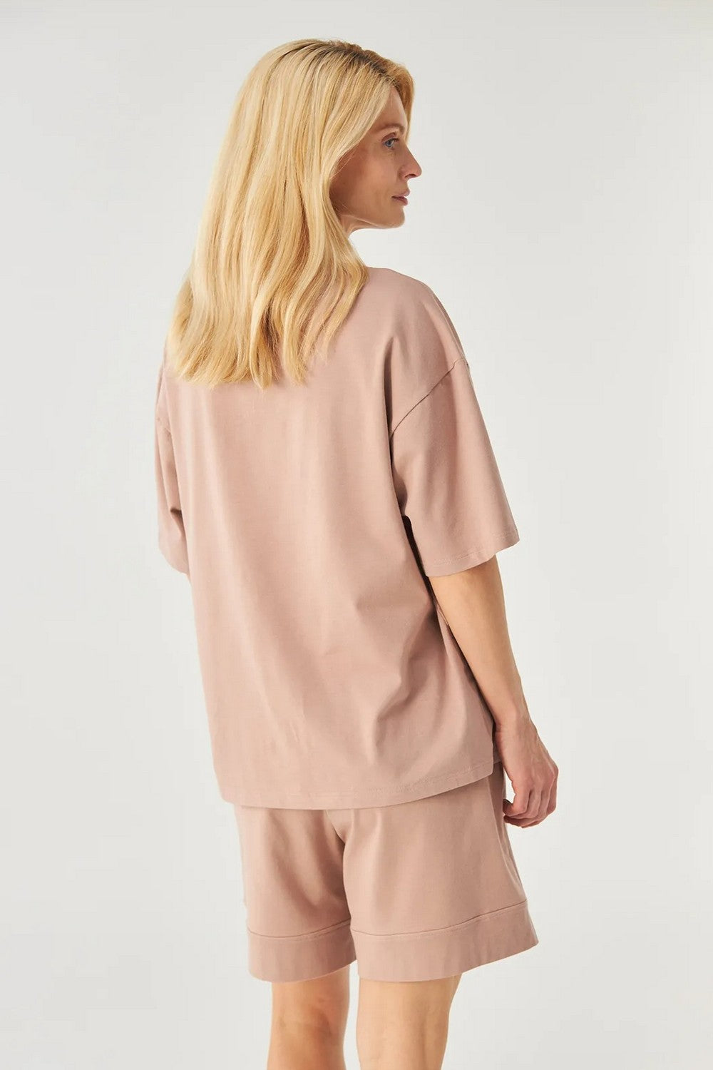 Однотонна футболка з бавовни LSK 32/00/03 Miss Color peachy