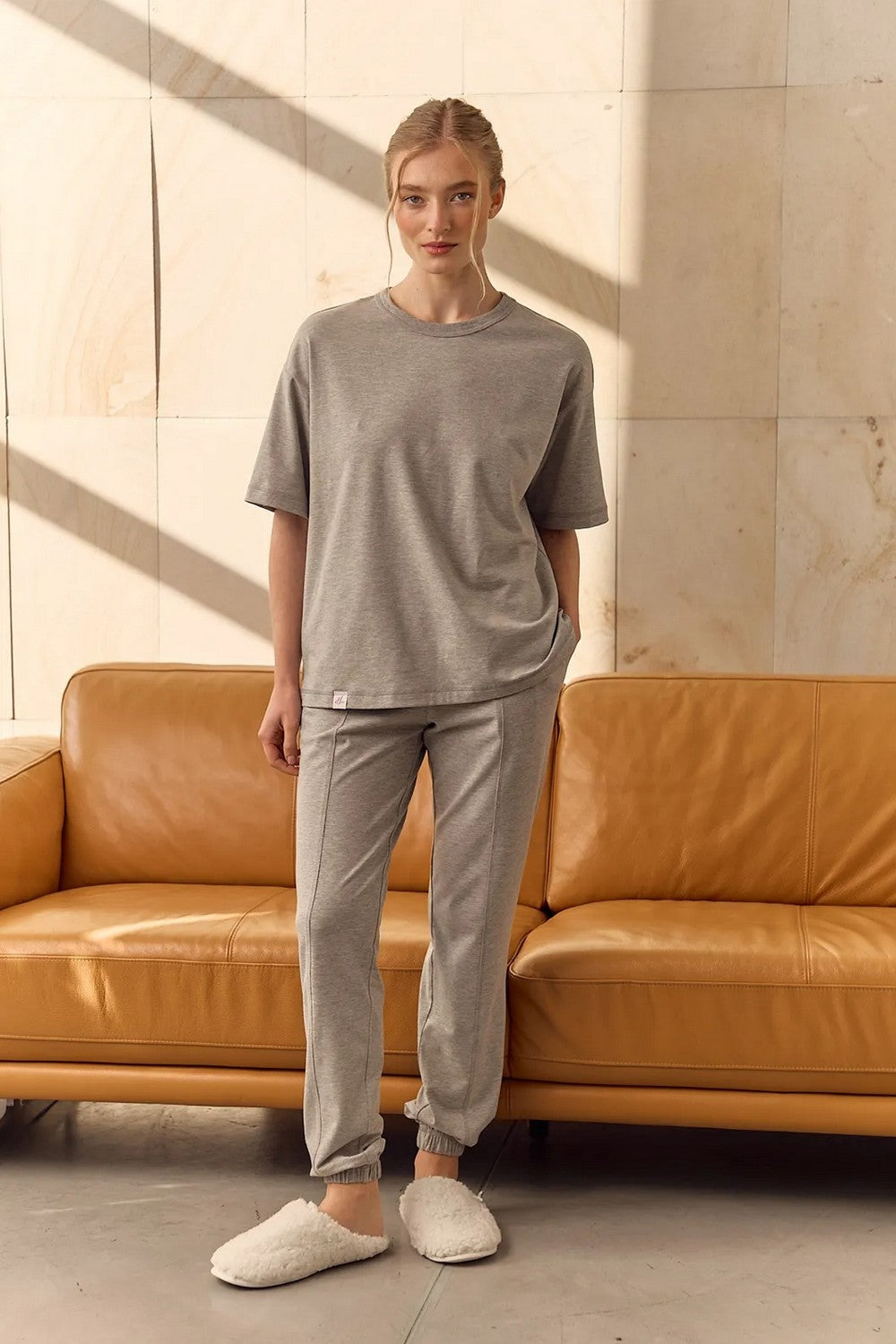 Хлопковая футболка оверсайз LSK 32/01/06 Basic gray