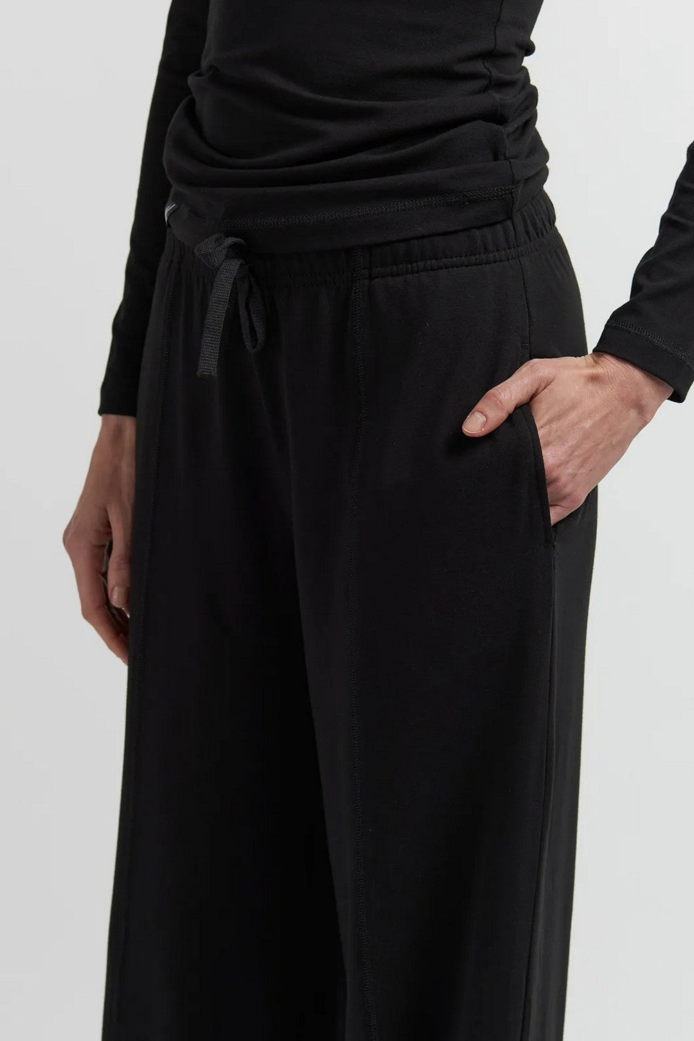 Брюки из хлопка LTK 80/23/02 Basic black