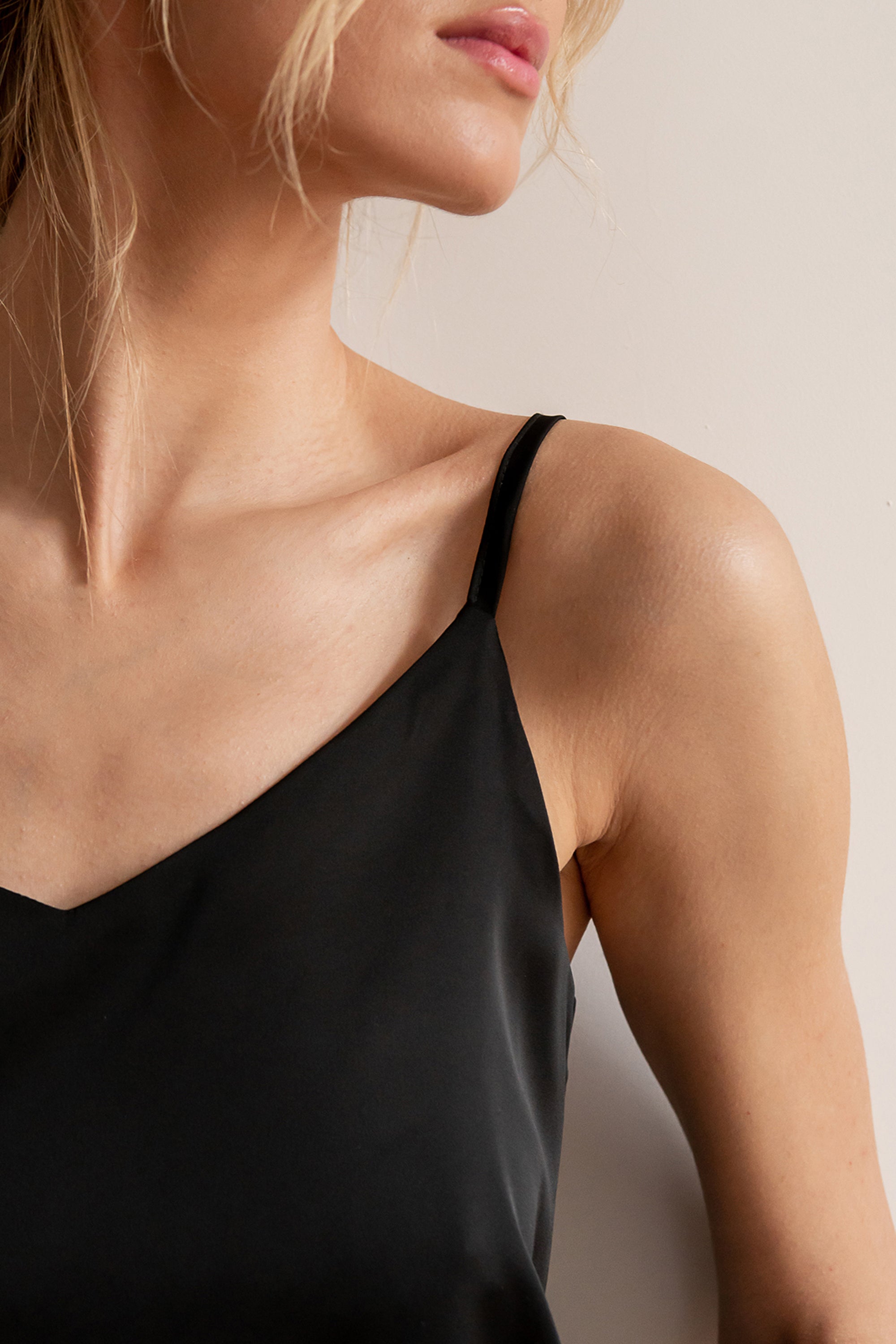 Шелковая майка Crow SH0082-16-70