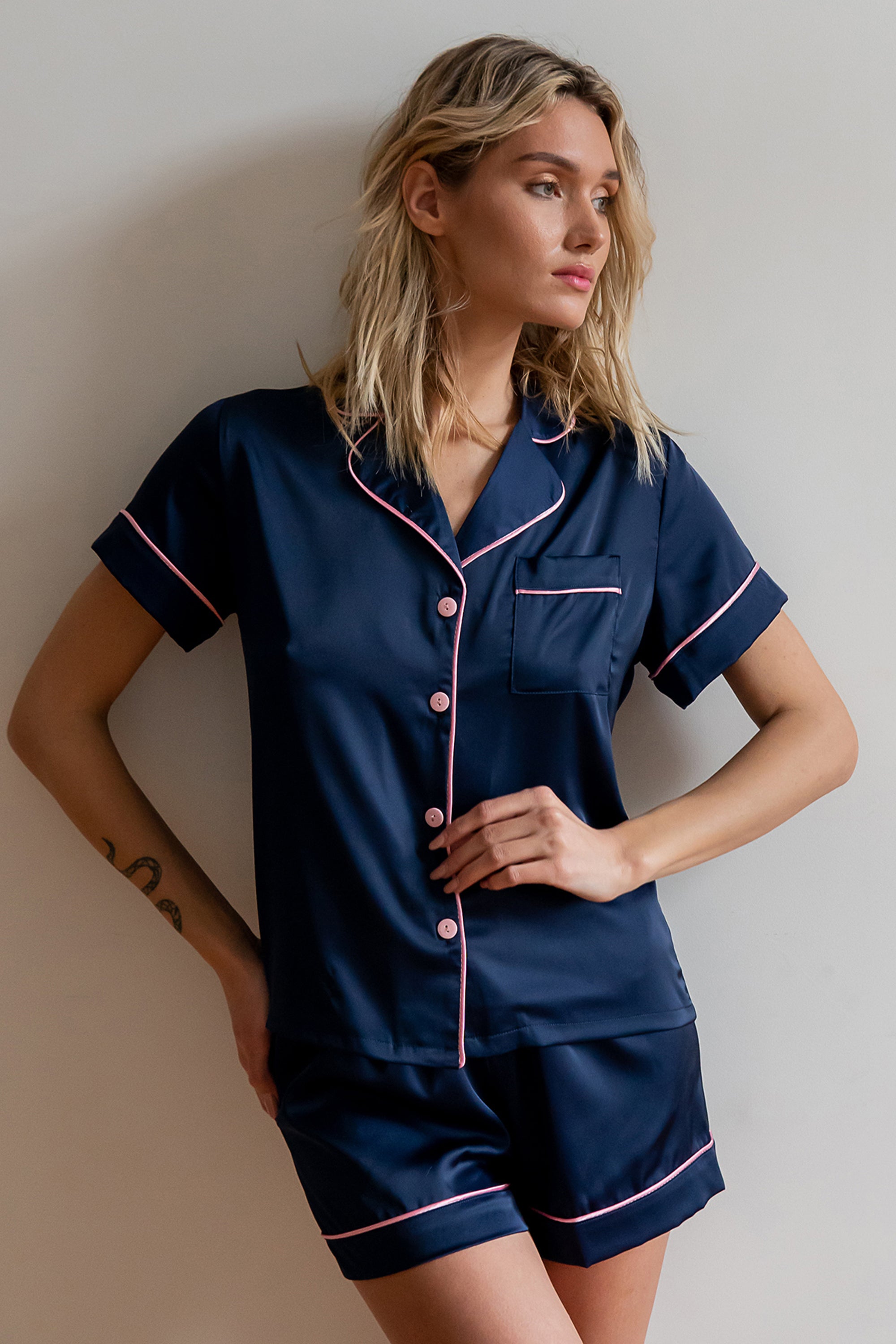 Шелковая пижама на пуговицах Indigo SH0008-14-58