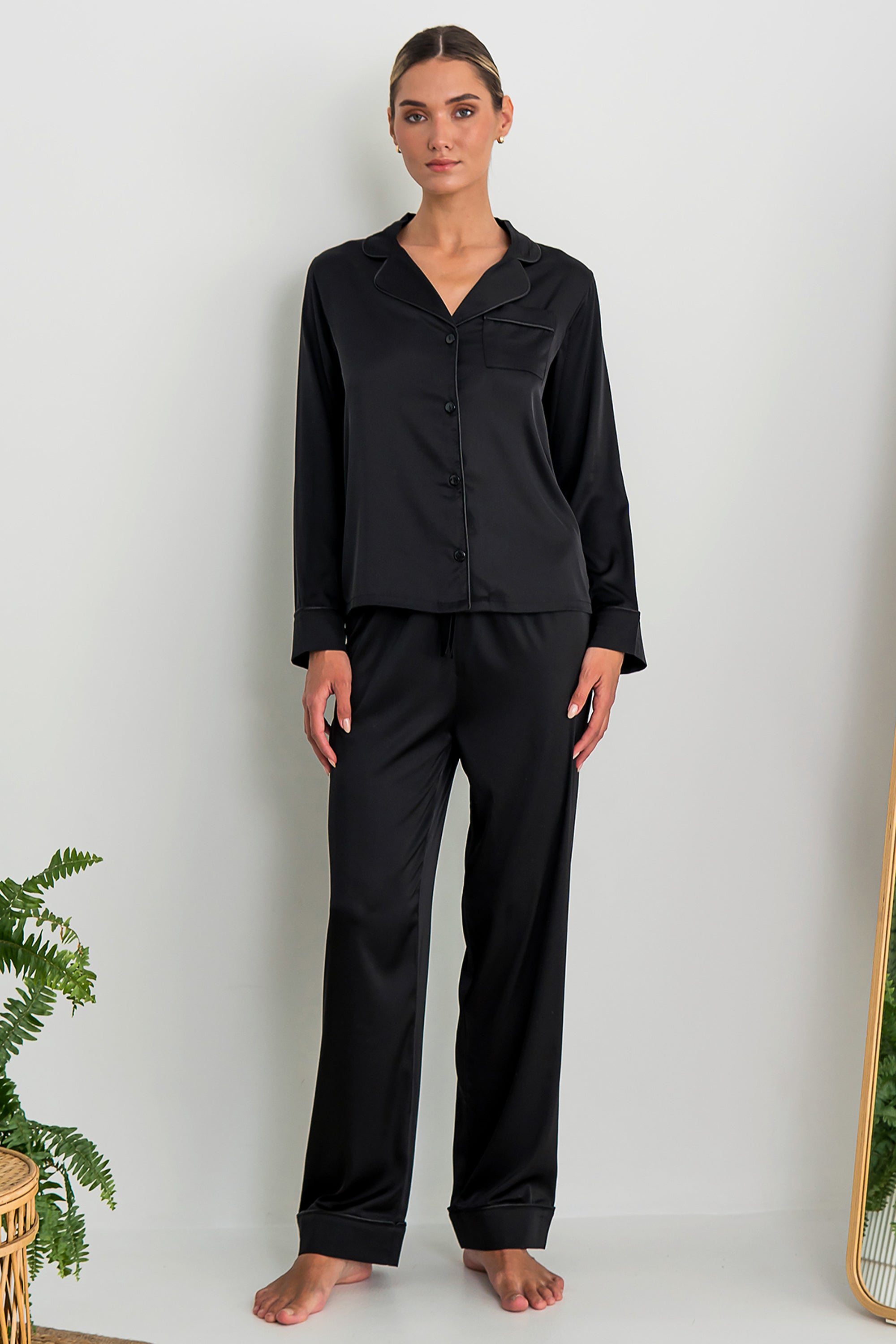 Шелковый комплект с брюками Total Black SH0009-18-69