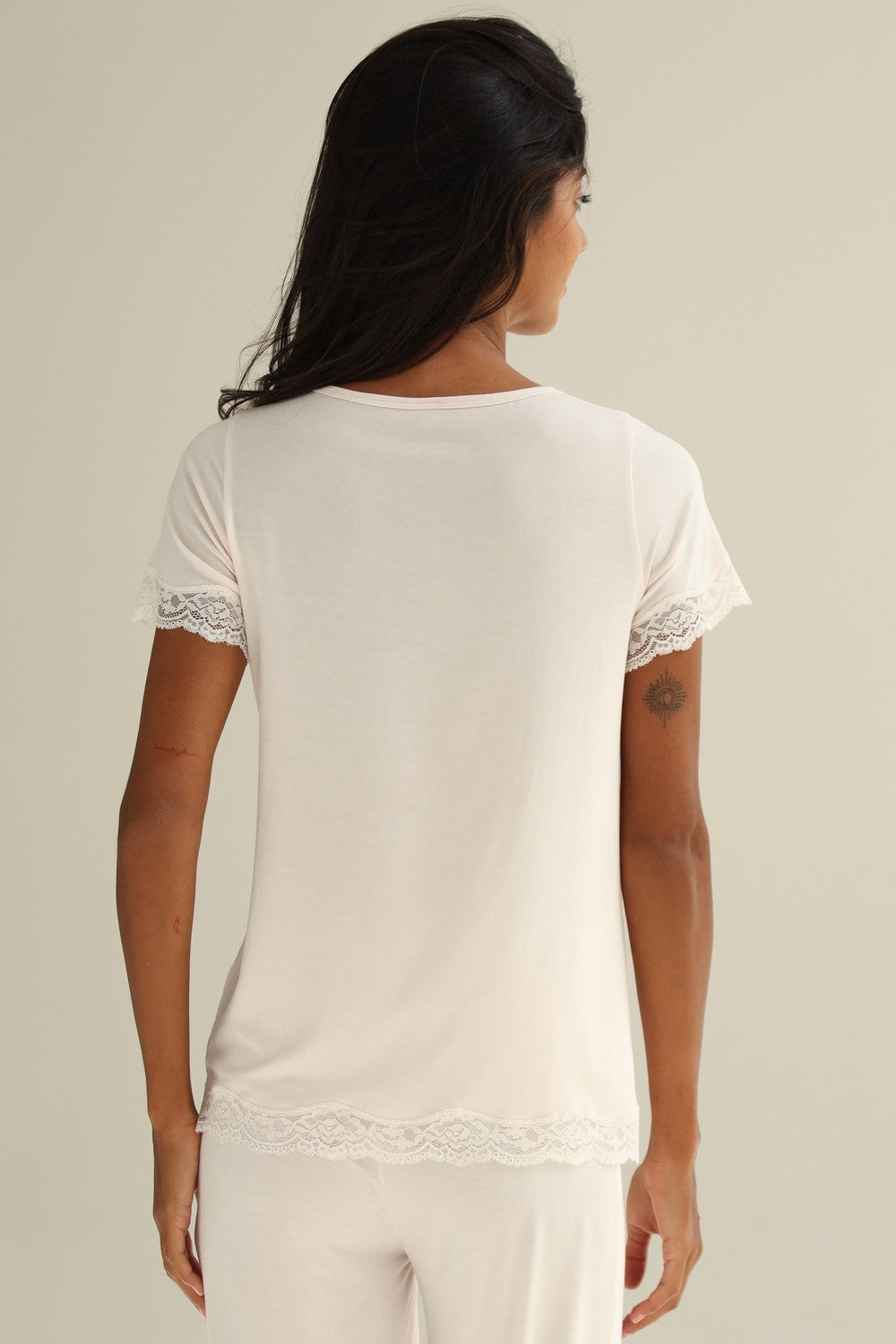 Футболка из модала с кружевом 24083 cream