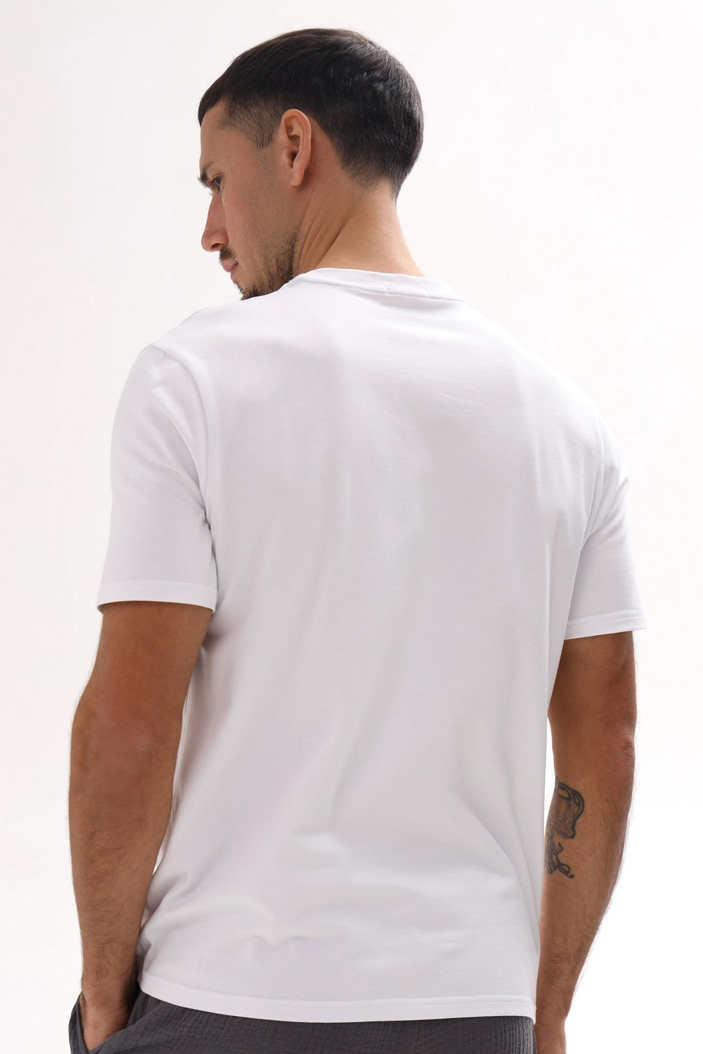 Мужская футболка из хлопка 25044 white