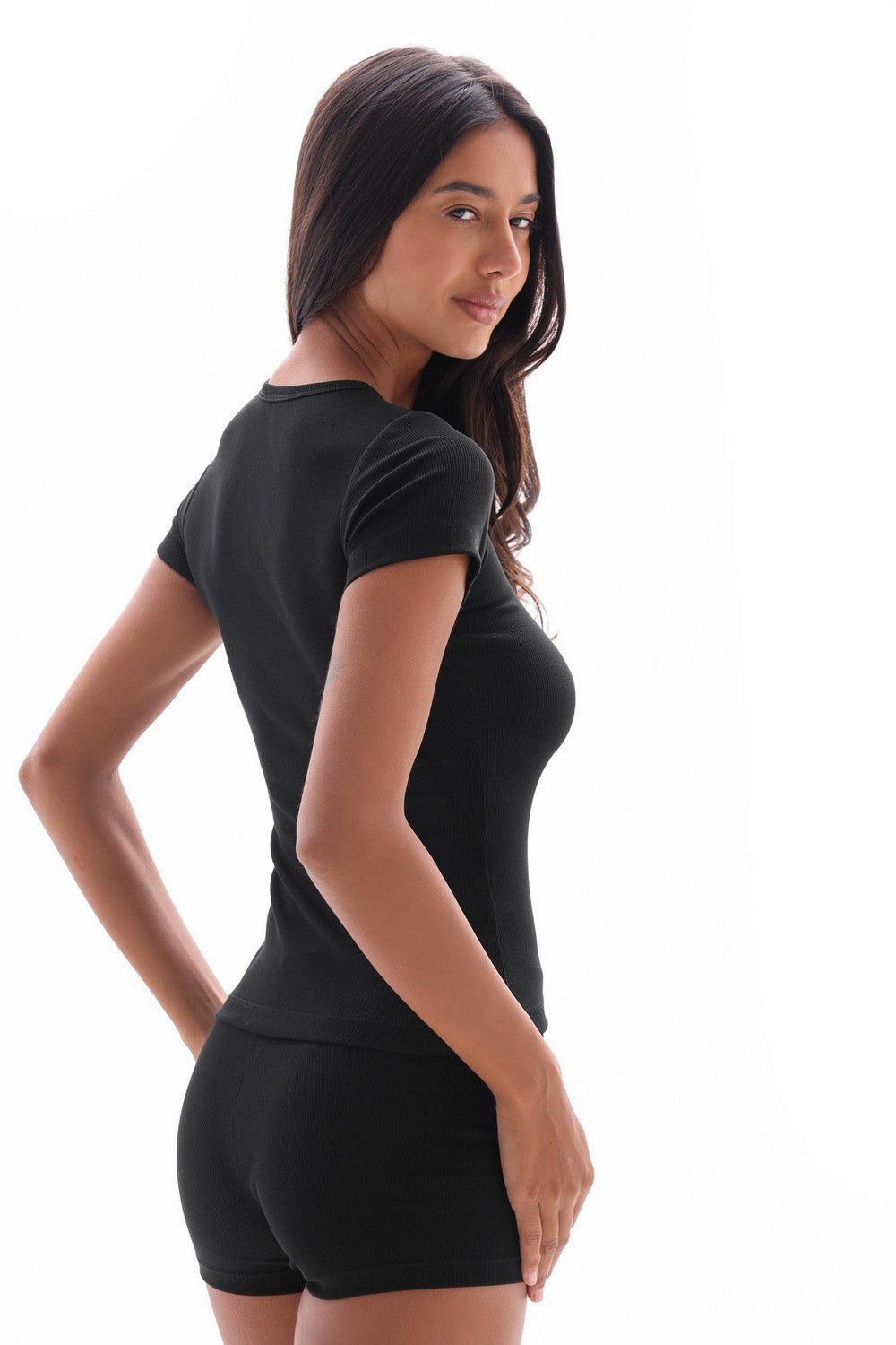 Бавовняна футболка в рубчик 25097 black