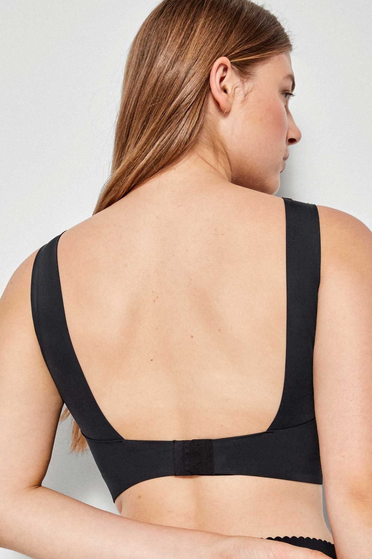 Бесшовный бралет без косточек 10024T black