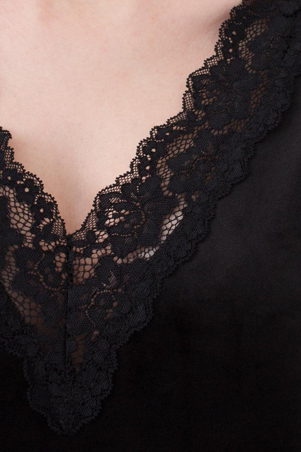 Домашняя кофта с кружевом Soft Winter UP-00000889 black