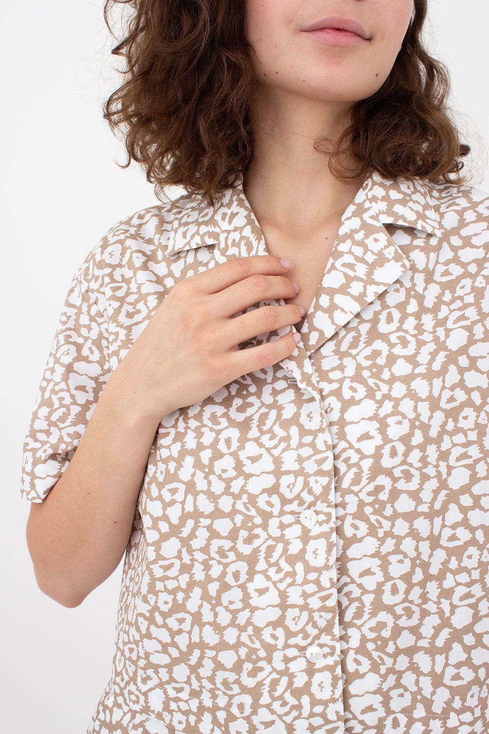 Рубашка с принтом Street Spotted UP-00002954 beige/milk leopard print