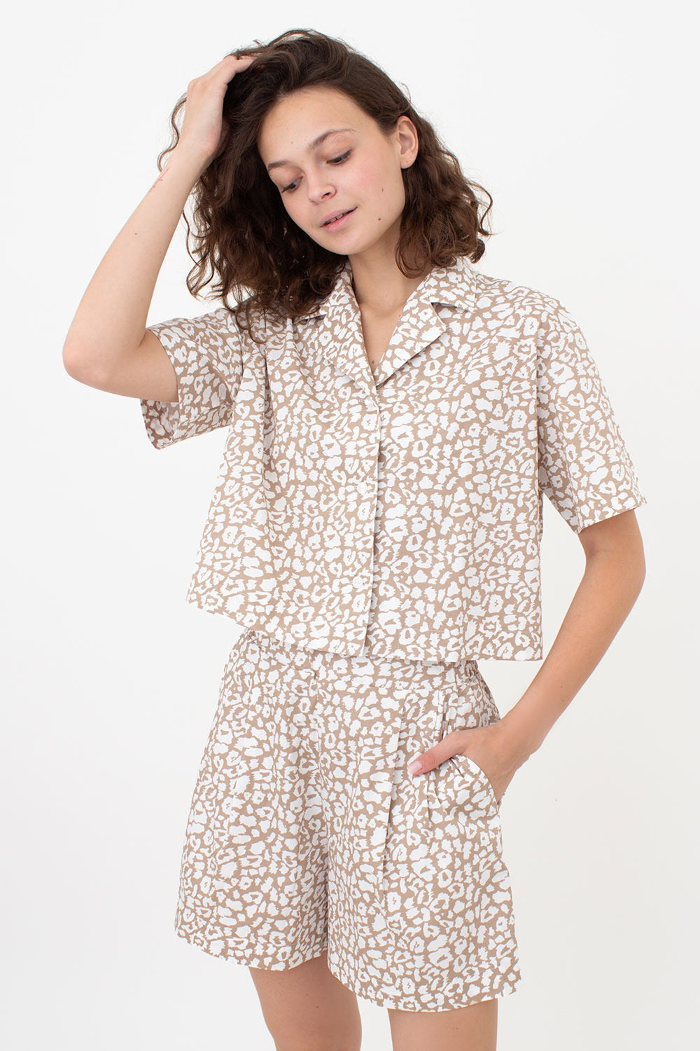 Рубашка с принтом Street Spotted UP-00002954 beige/milk leopard print