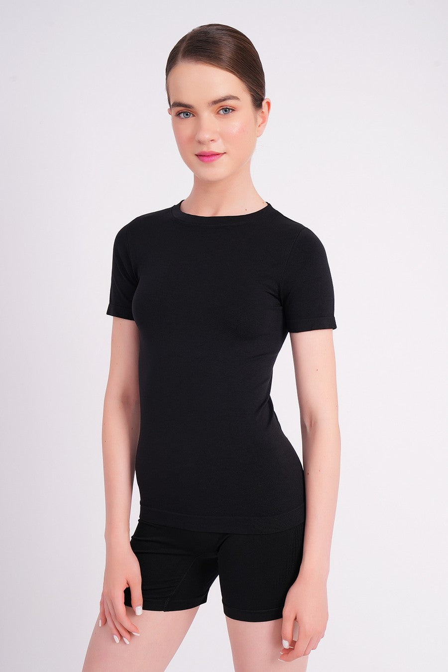 Безшовна футболка з мікрофібри UP-00002992 black