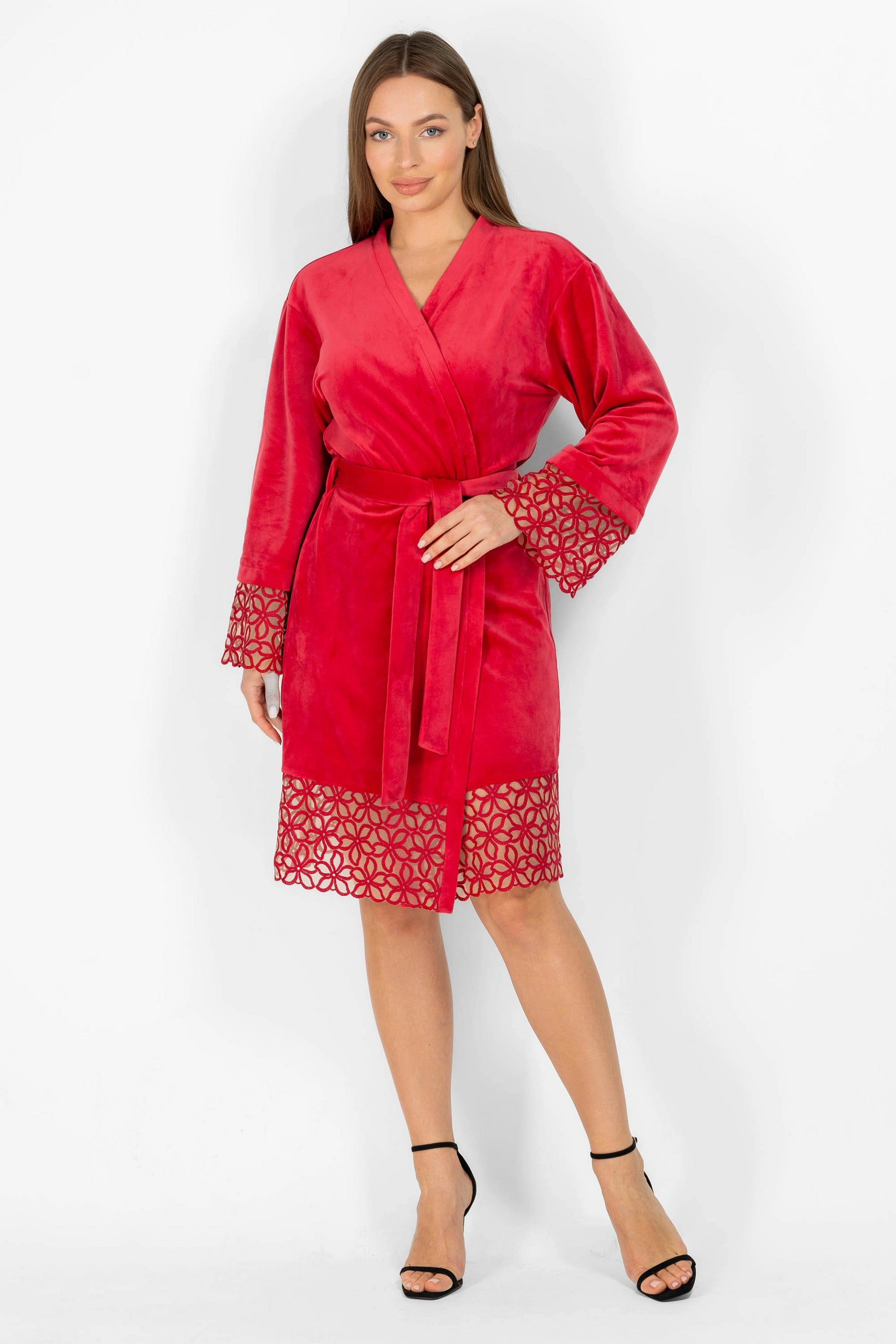 Велюровый халат с вышивкой 8181-6743 29 raspberry