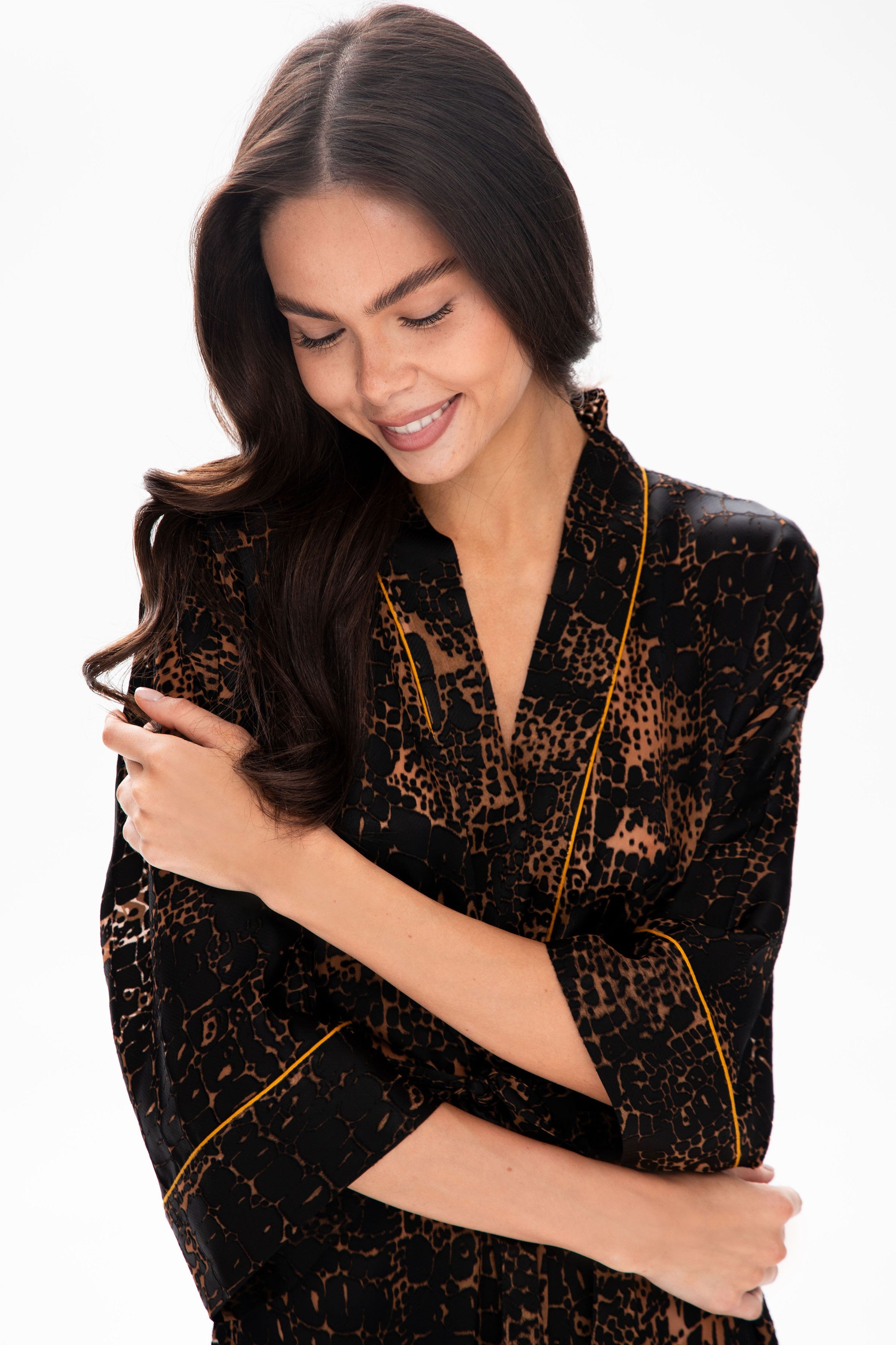 Напівпрозорий халат Савана 25116