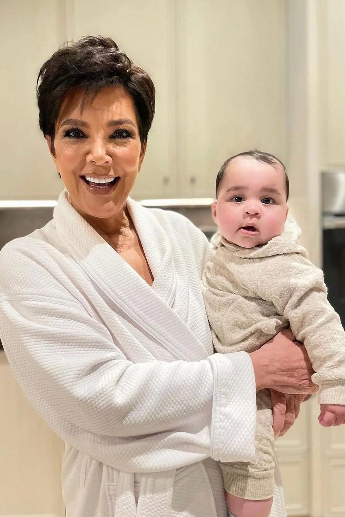 Трикотажний халат Sofia 110 Charming Matelasse ivory