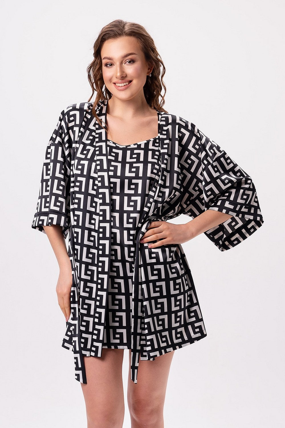 Атласный халат 2611 black/white