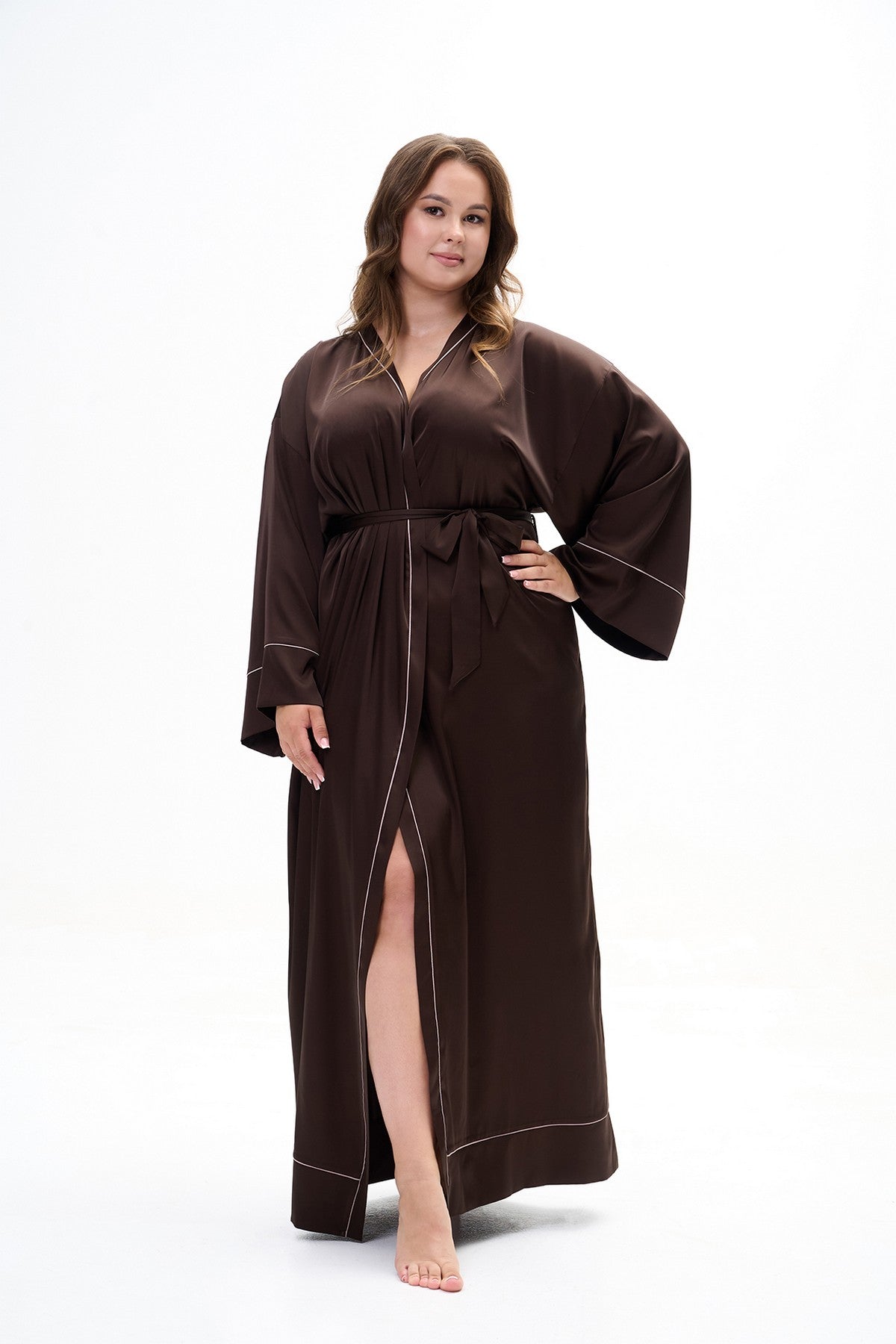 Атласний халат 2904 brown Shato