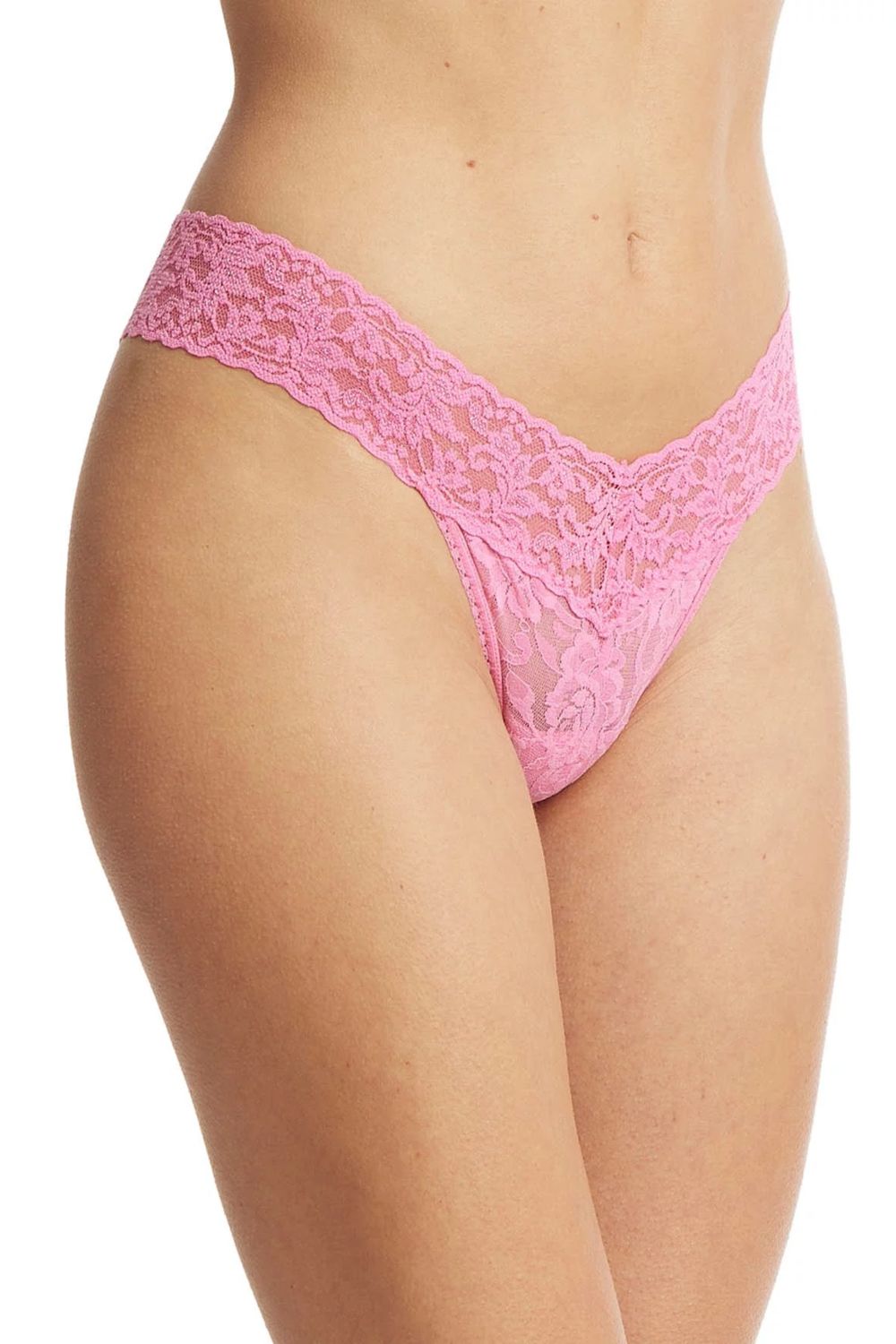 Кружевные трусики стринг 4911 Signature Lace taffy