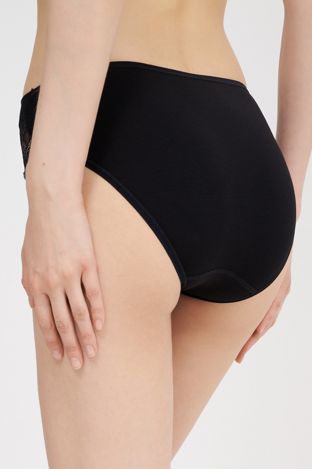 Набір бавовняних трусиків з мереживом 31397 Milano esencial (2 шт.)