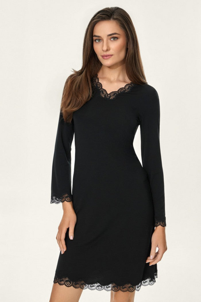 Домашнее платье из вискозы с кружевом 7001/62 Elizabeth black
