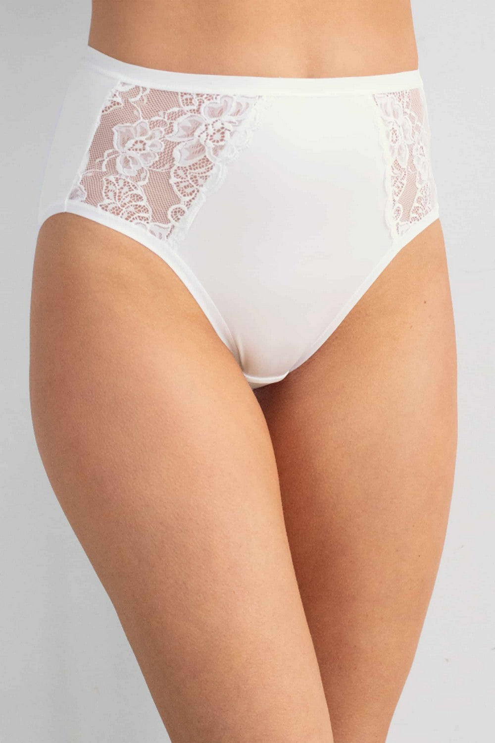Трусики сліп із мереживом 2796 ML Albina antique white Kleo
