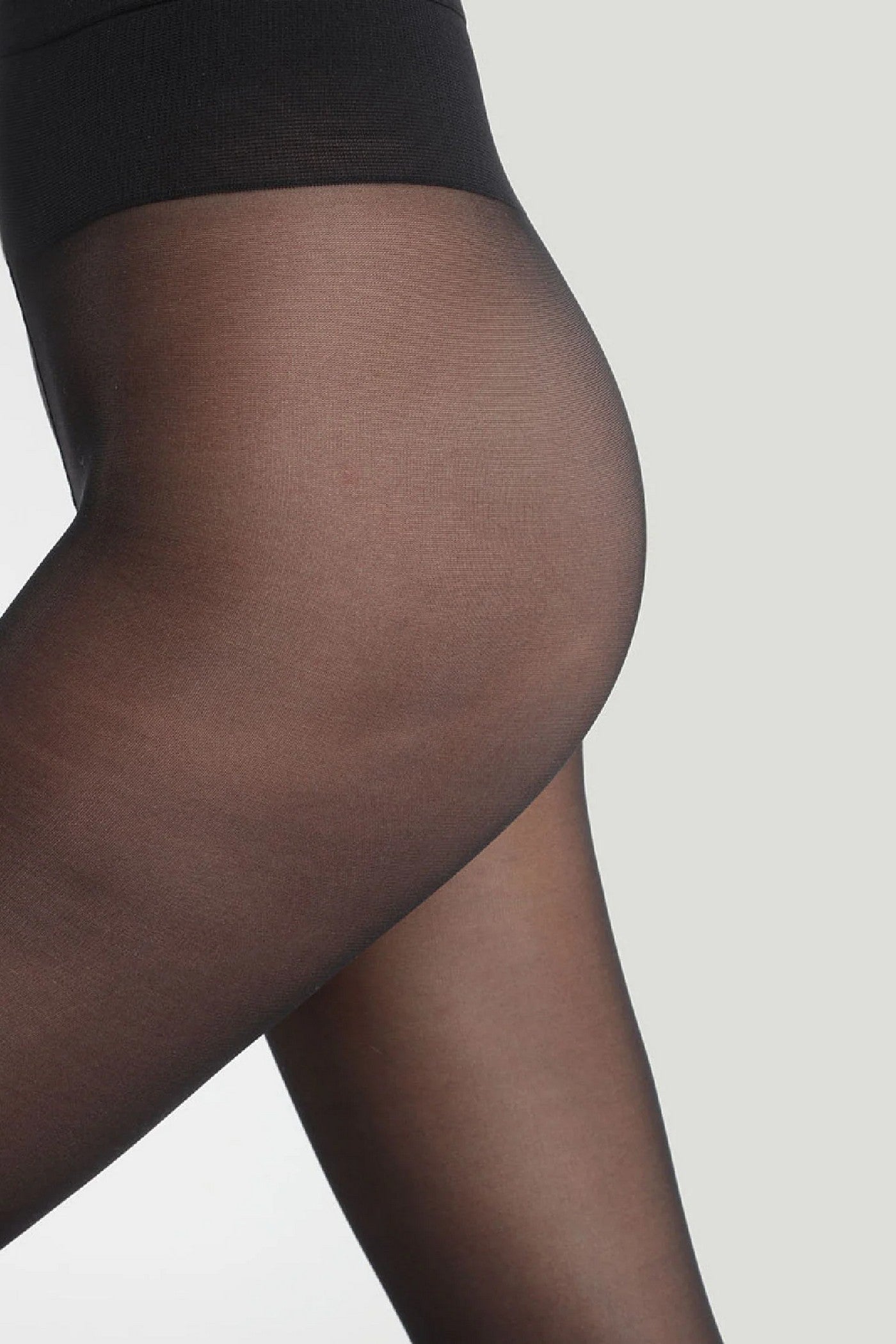 Тонкие моделирующие колготки 1142 Diam's Jambes fuselees 25d