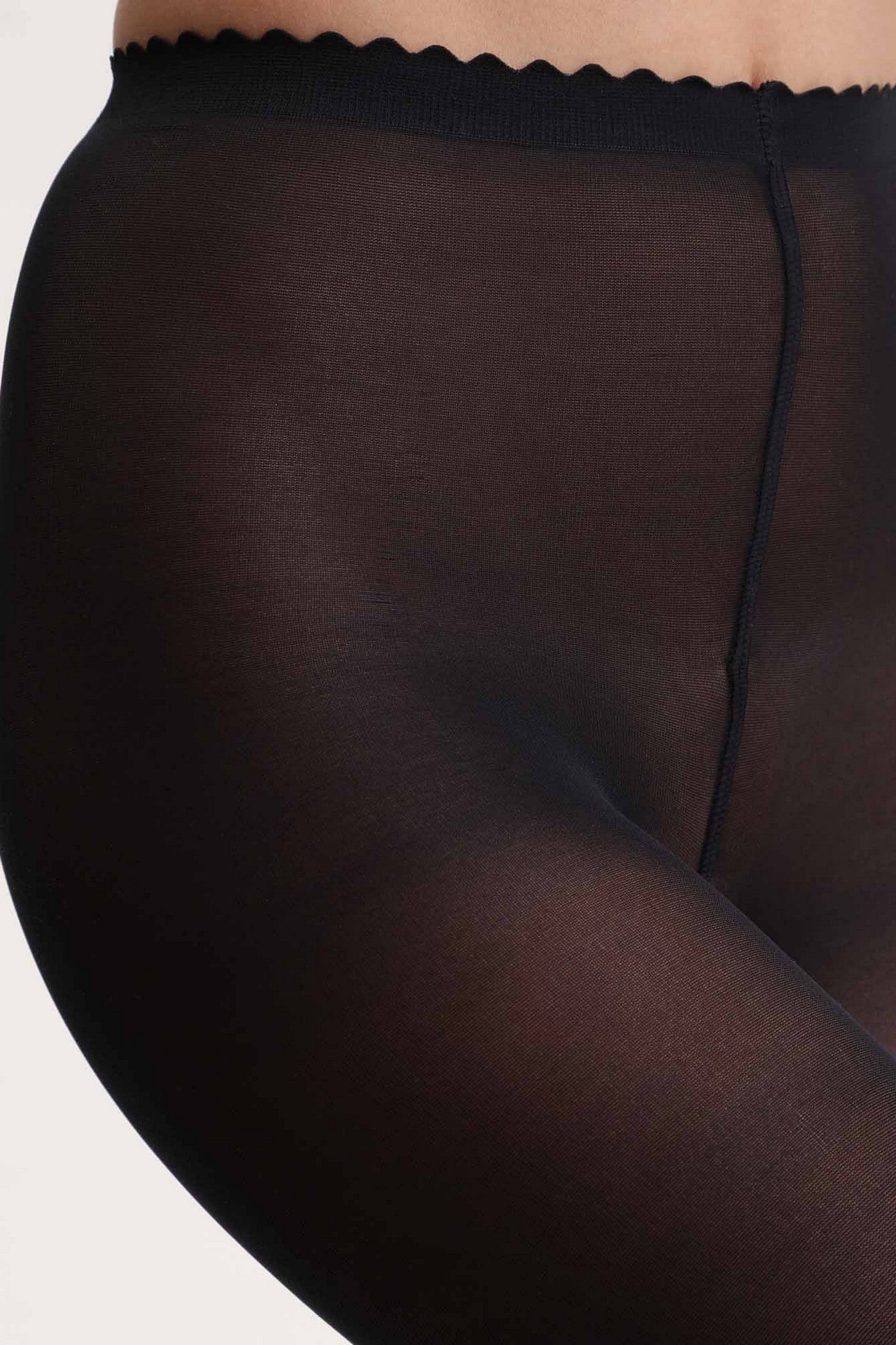 Матовые колготки без шортиков 1790 Body Touch Opaque 40d