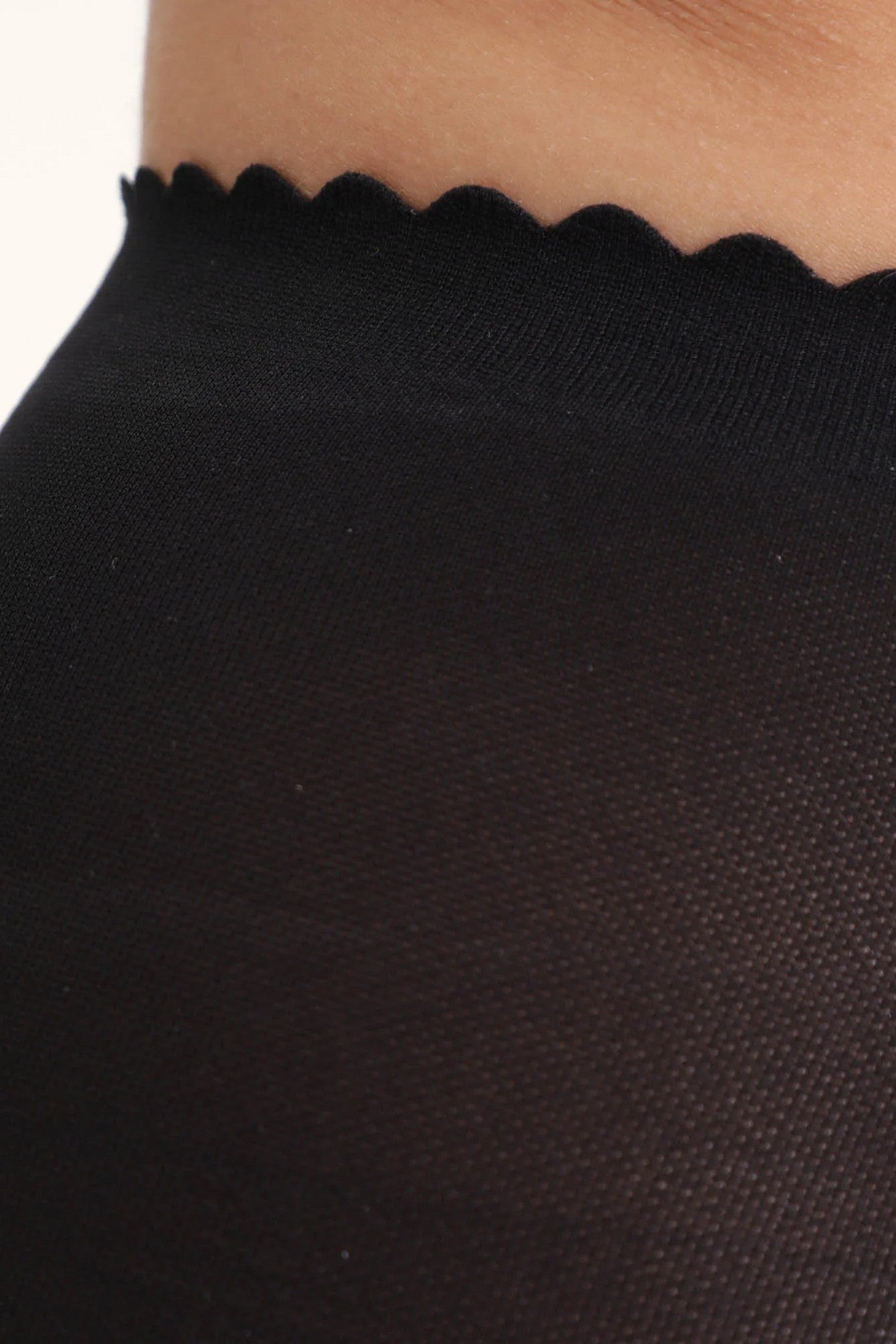 Матовые колготки D03SB Body Touch 60d