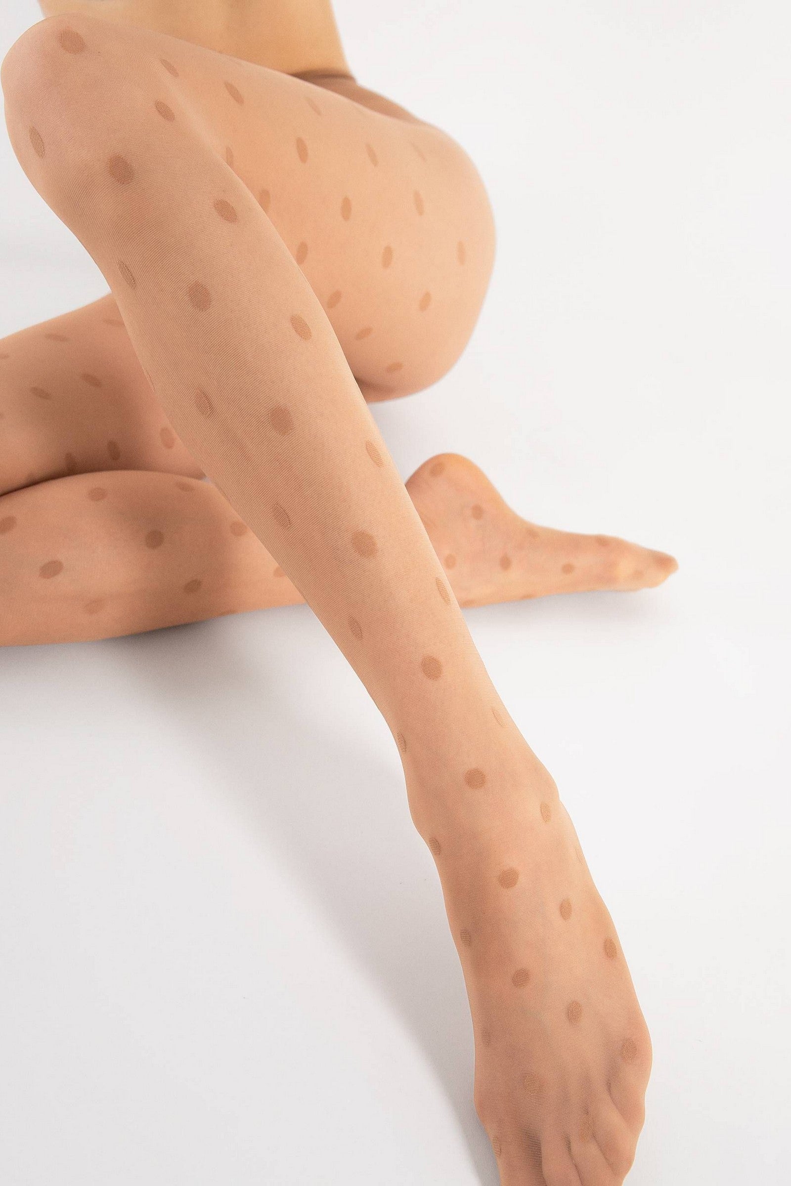 Колготки в крупный горошек Encore 20d