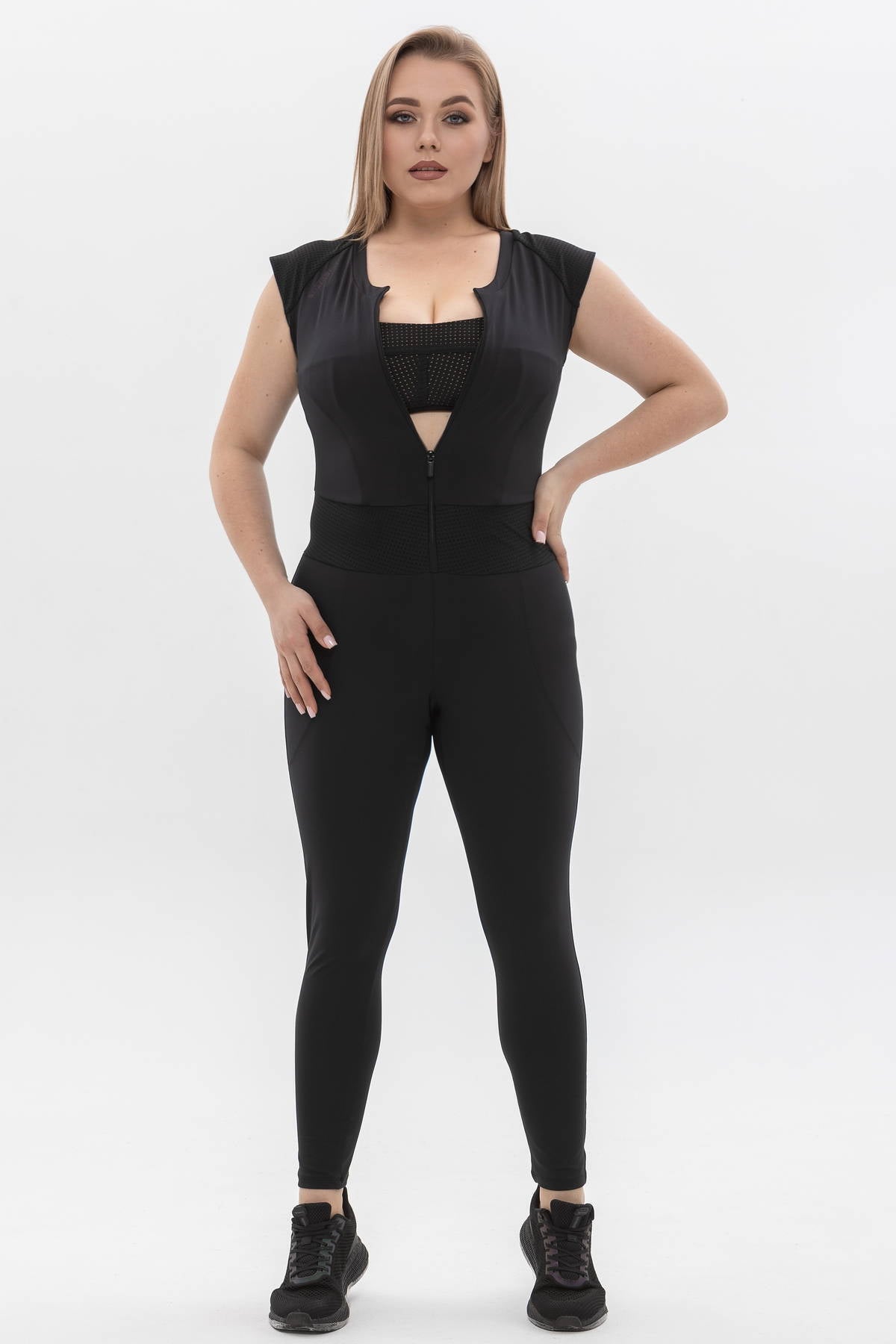Спортивный комбинезон Aeroblack FL1-AT10