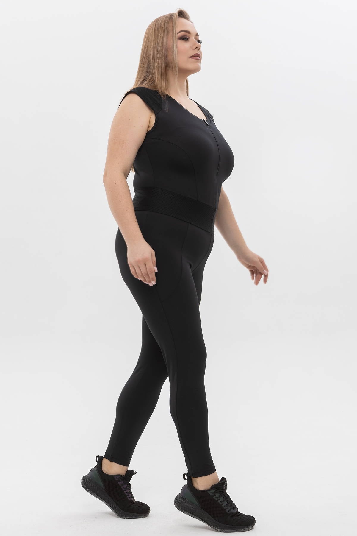 Спортивный комбинезон Aeroblack FL1-AT10