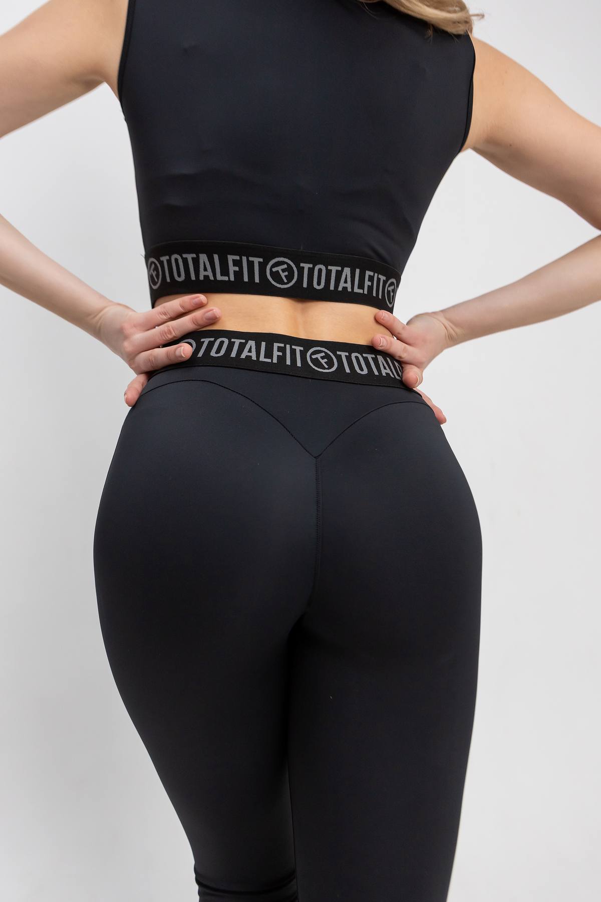 Спортивний комбінезон F62-I10