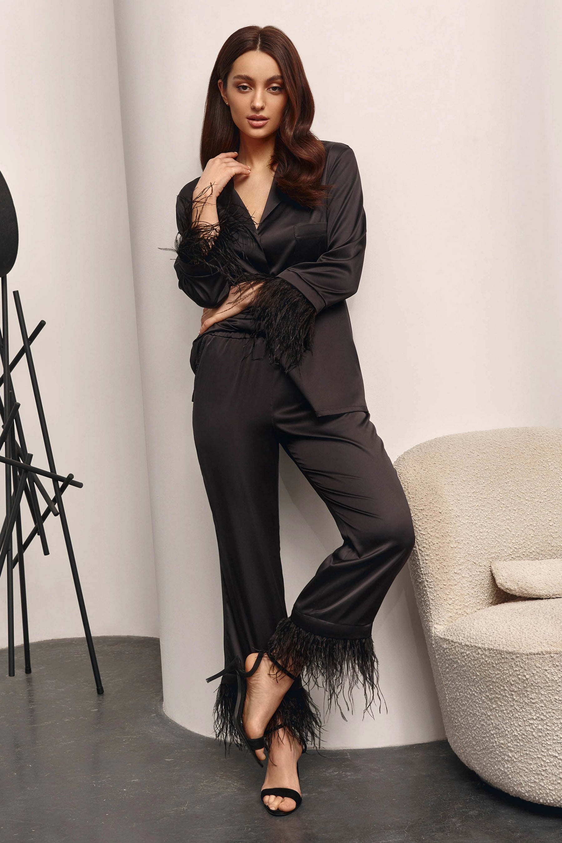 Домашний комплект с перьями 8175-6211-8 01 black