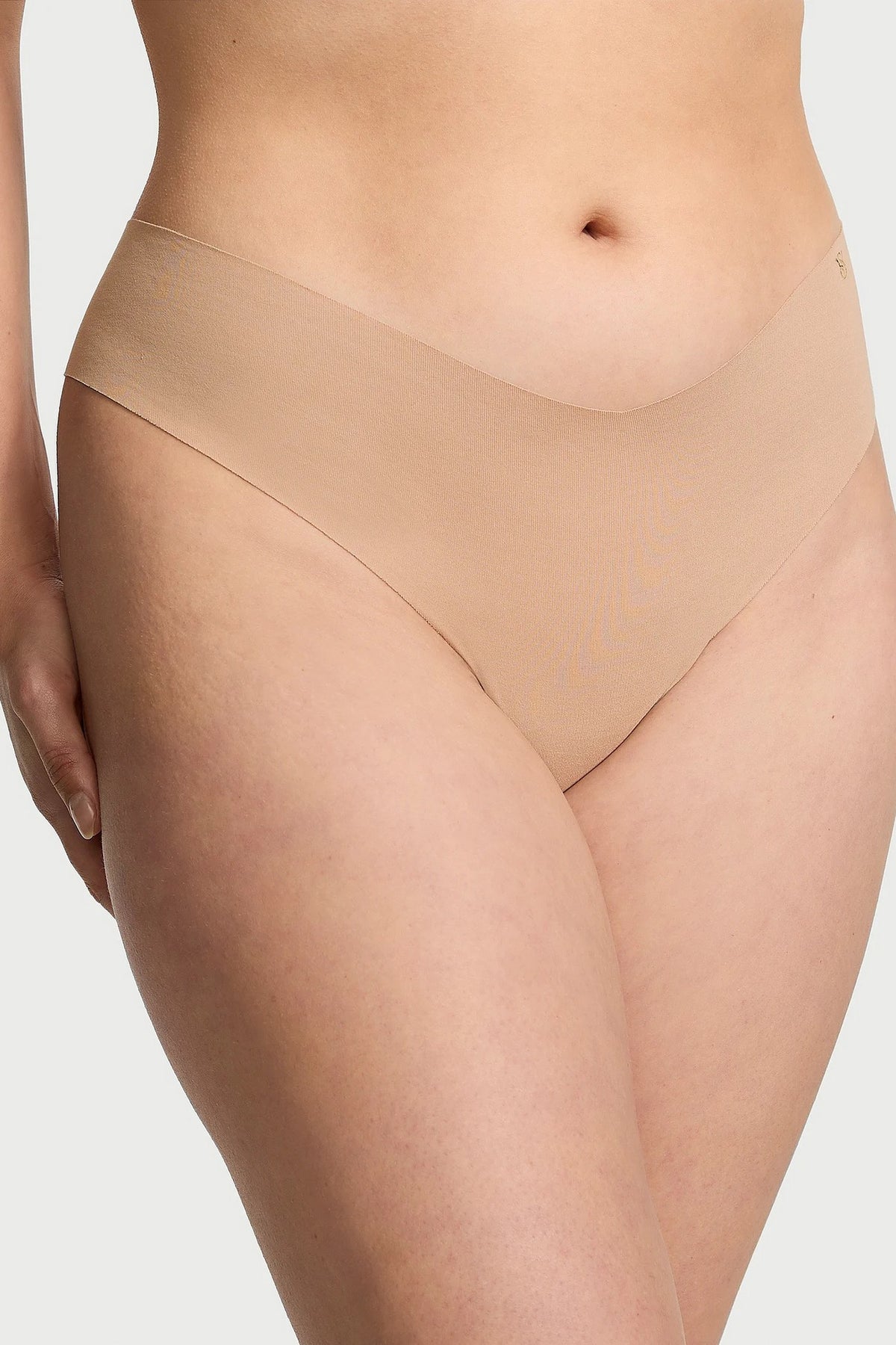 Гладкий комплект 282224654 beige Victoria`s Secret трусики