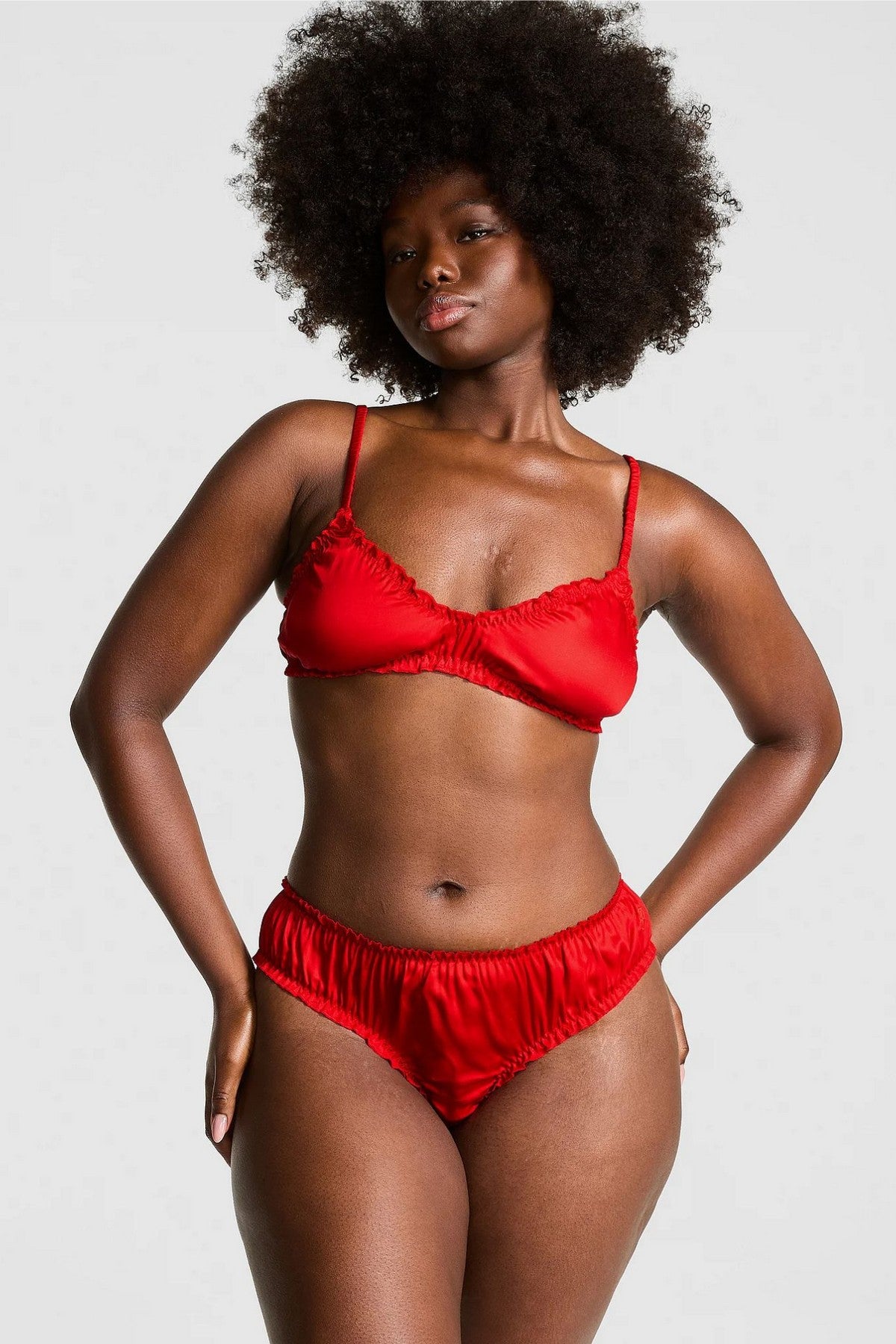 Комплект белья с оборками 69282310 red