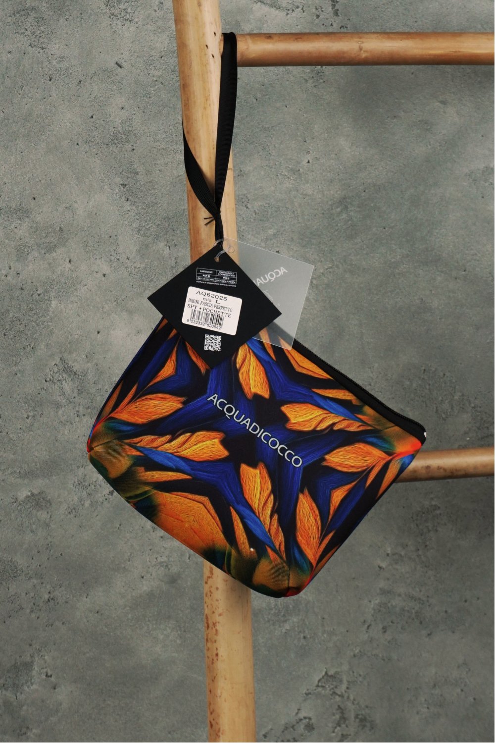 Раздельный купальник бандо AQ62025 blue