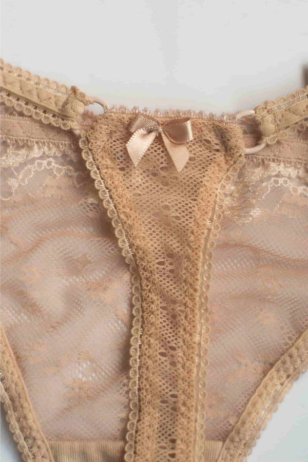 Кружевные трусики стринг String Lace L904 beige