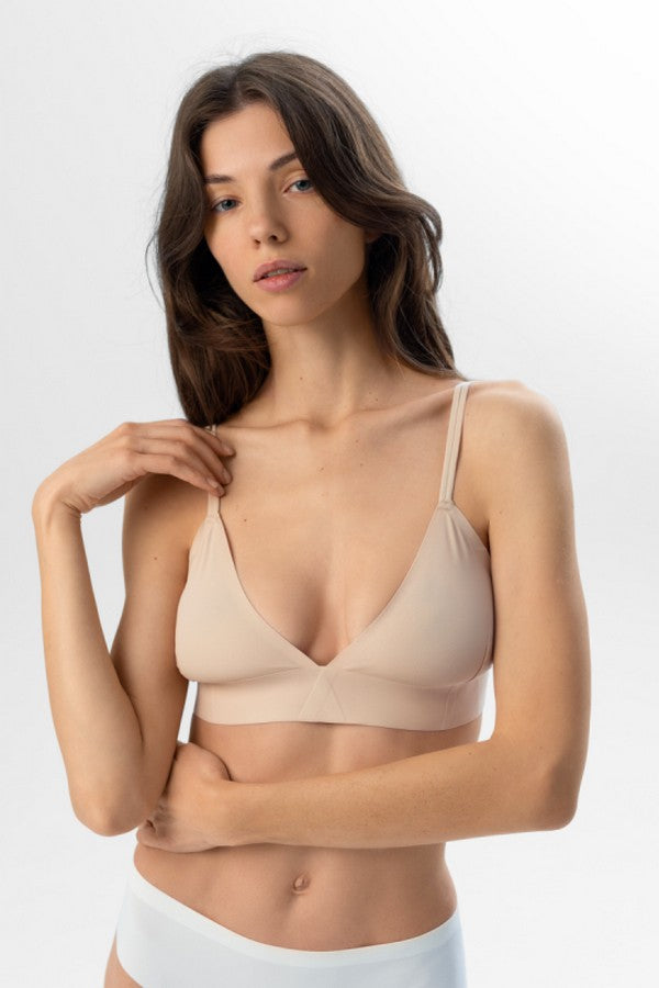 Бесшовный бралет из микрофибры L1519A Carla