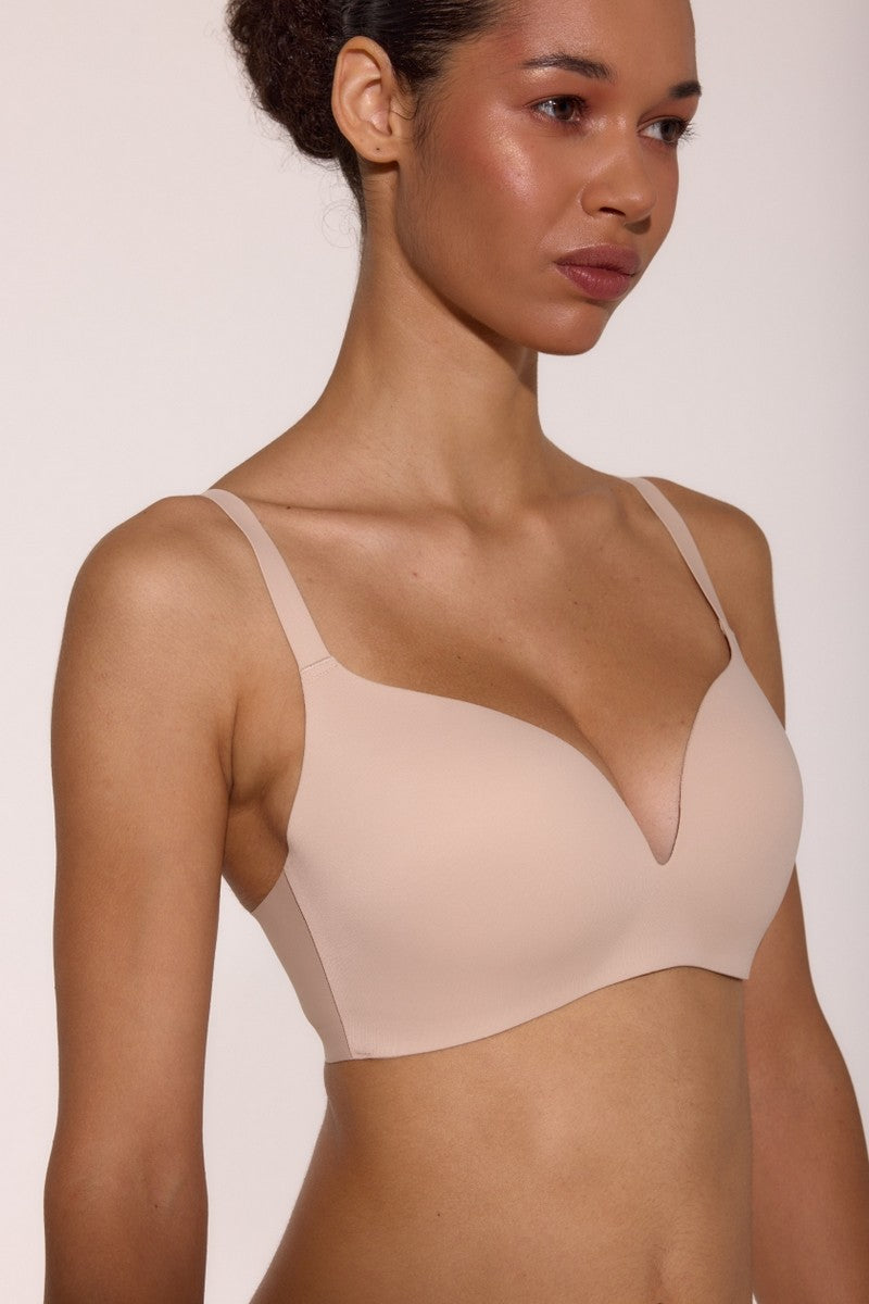 Бесшовный бюстгальтер без косточек L1520A Marita beige