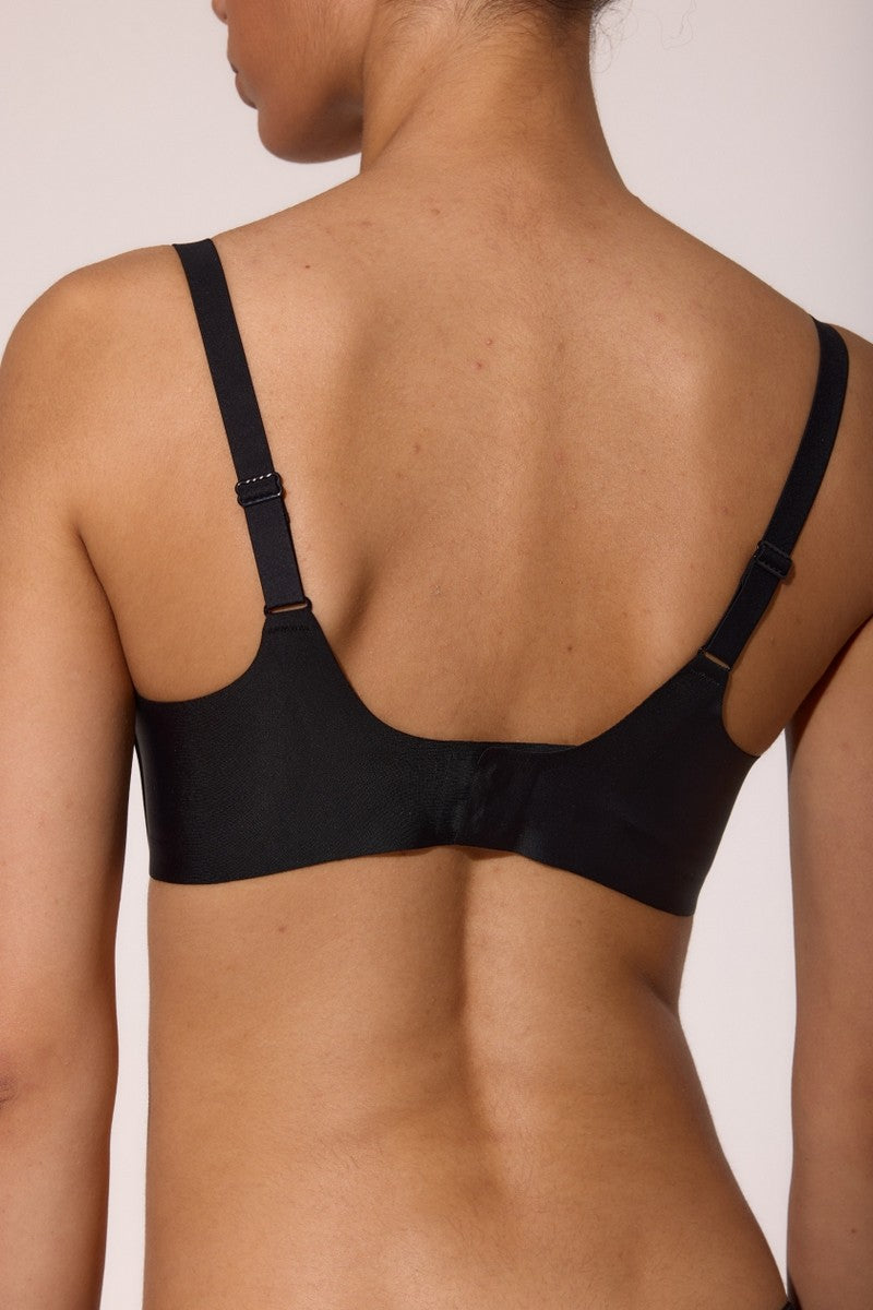 Бесшовный бюстгальтер без косточек L1520A Marita black