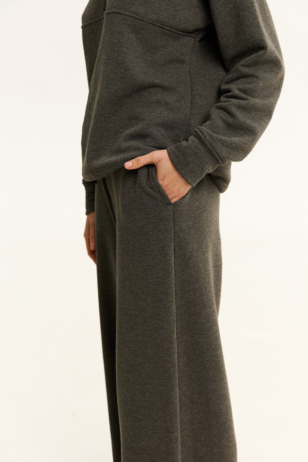 Прямые брюки с карманами LC028p Solo dark melange