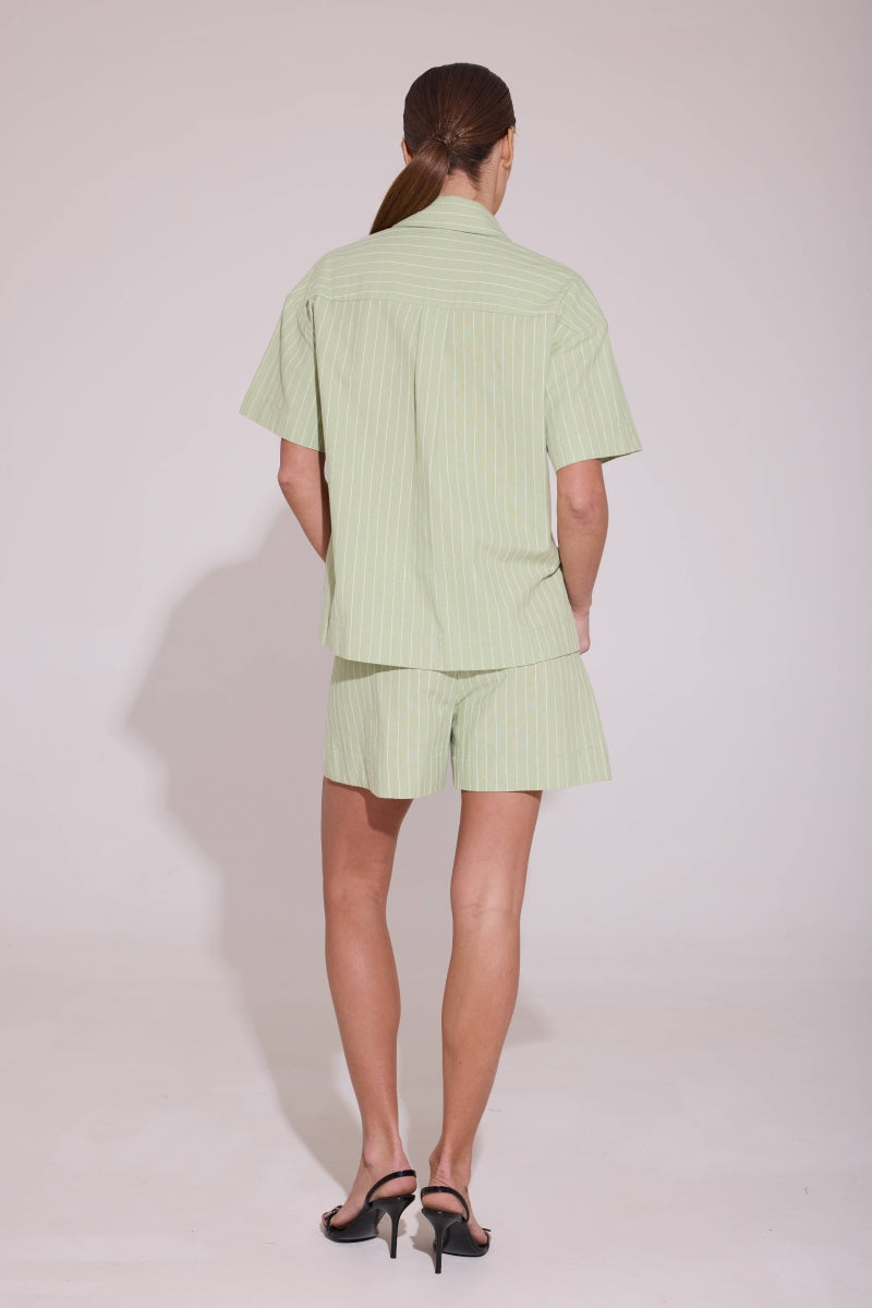 Хлопковый костюм в полоску LC042 olive