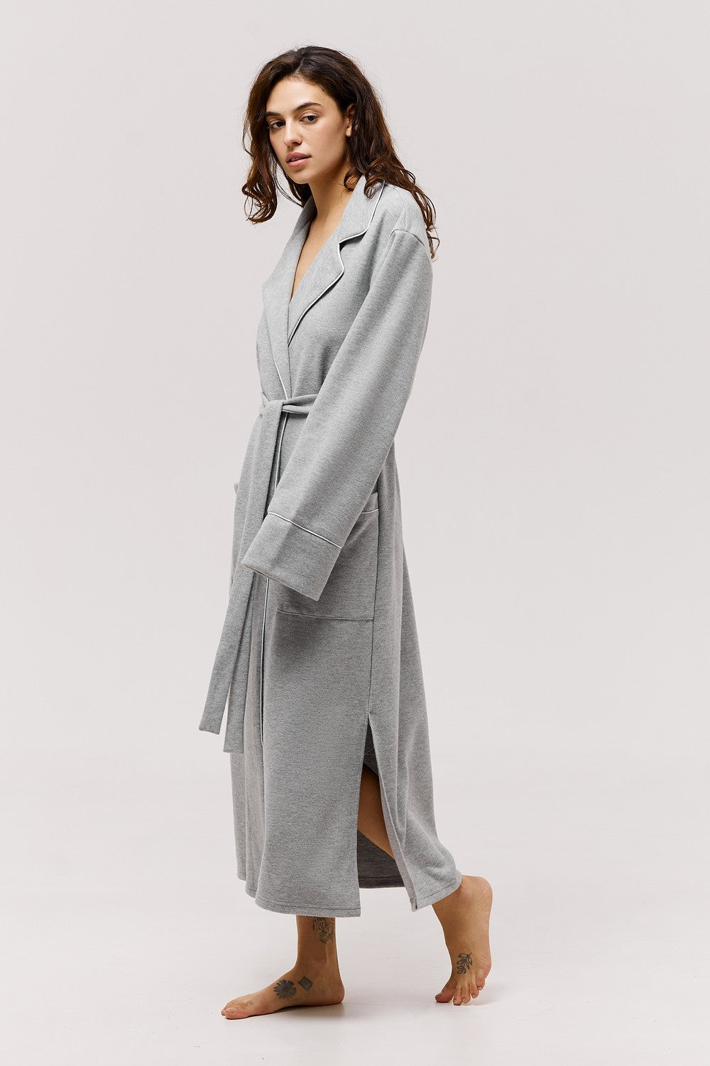 Довгий халат з кишенями LP-025 light grey