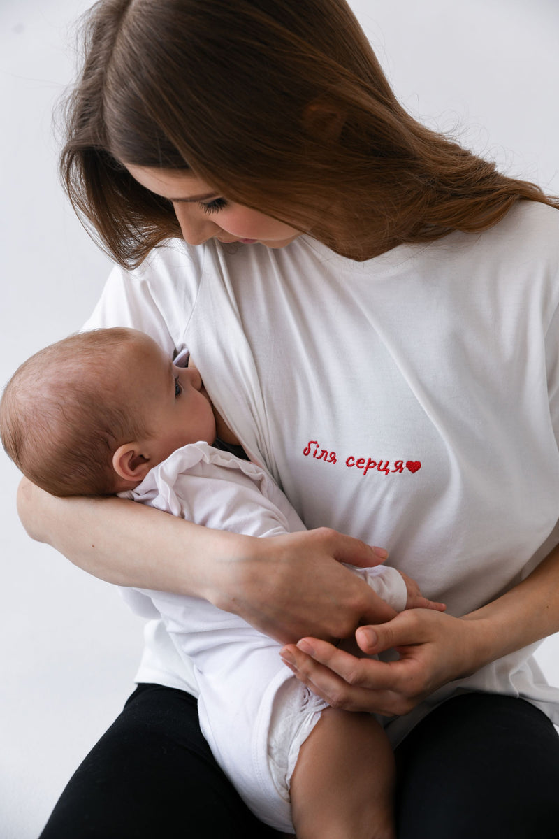 Хлопковая футболка для кормящих мам 24302 Simple&Basic milk